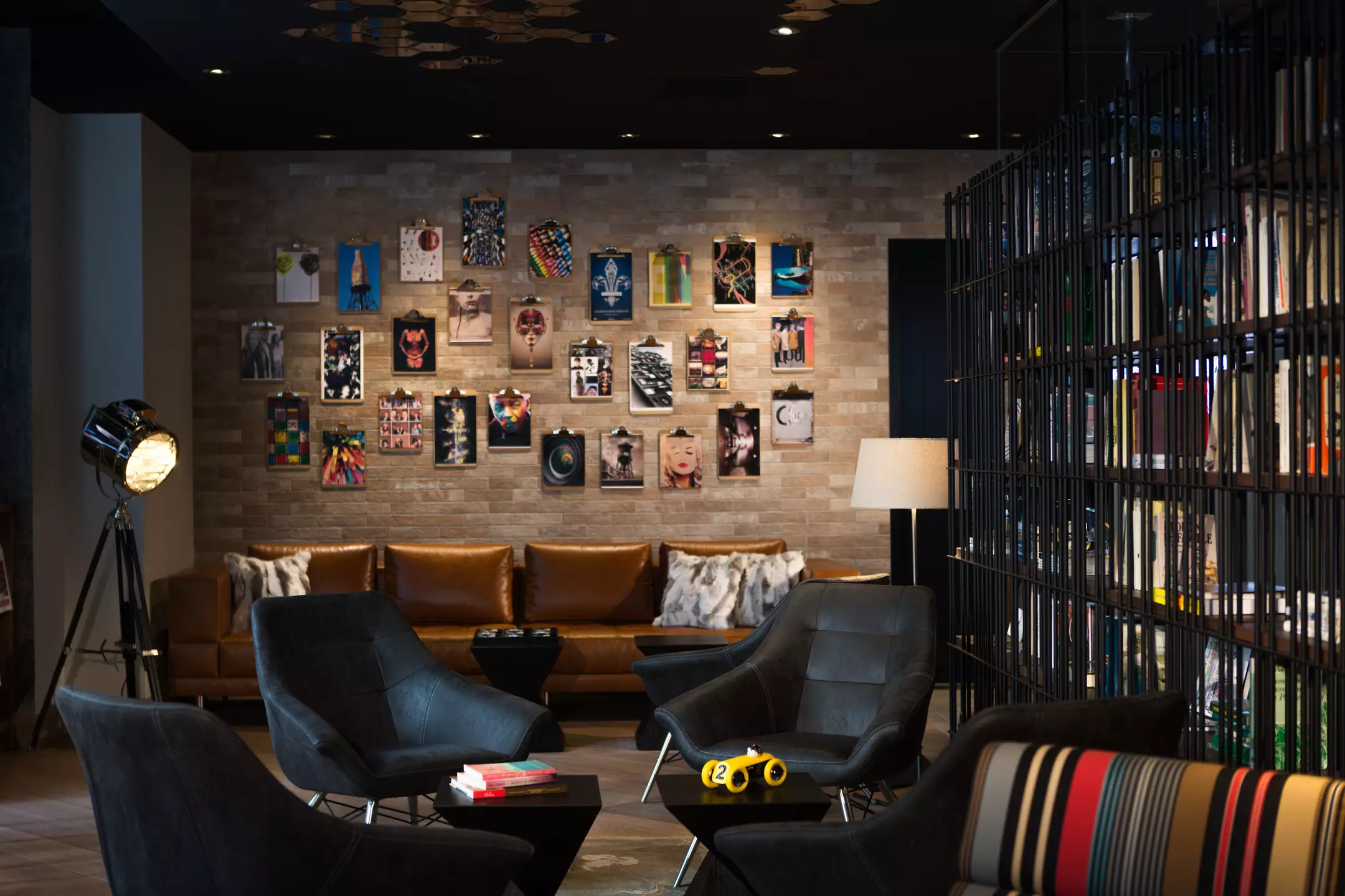 هتل Renaissance Montreal Downtown Hotel مونترال