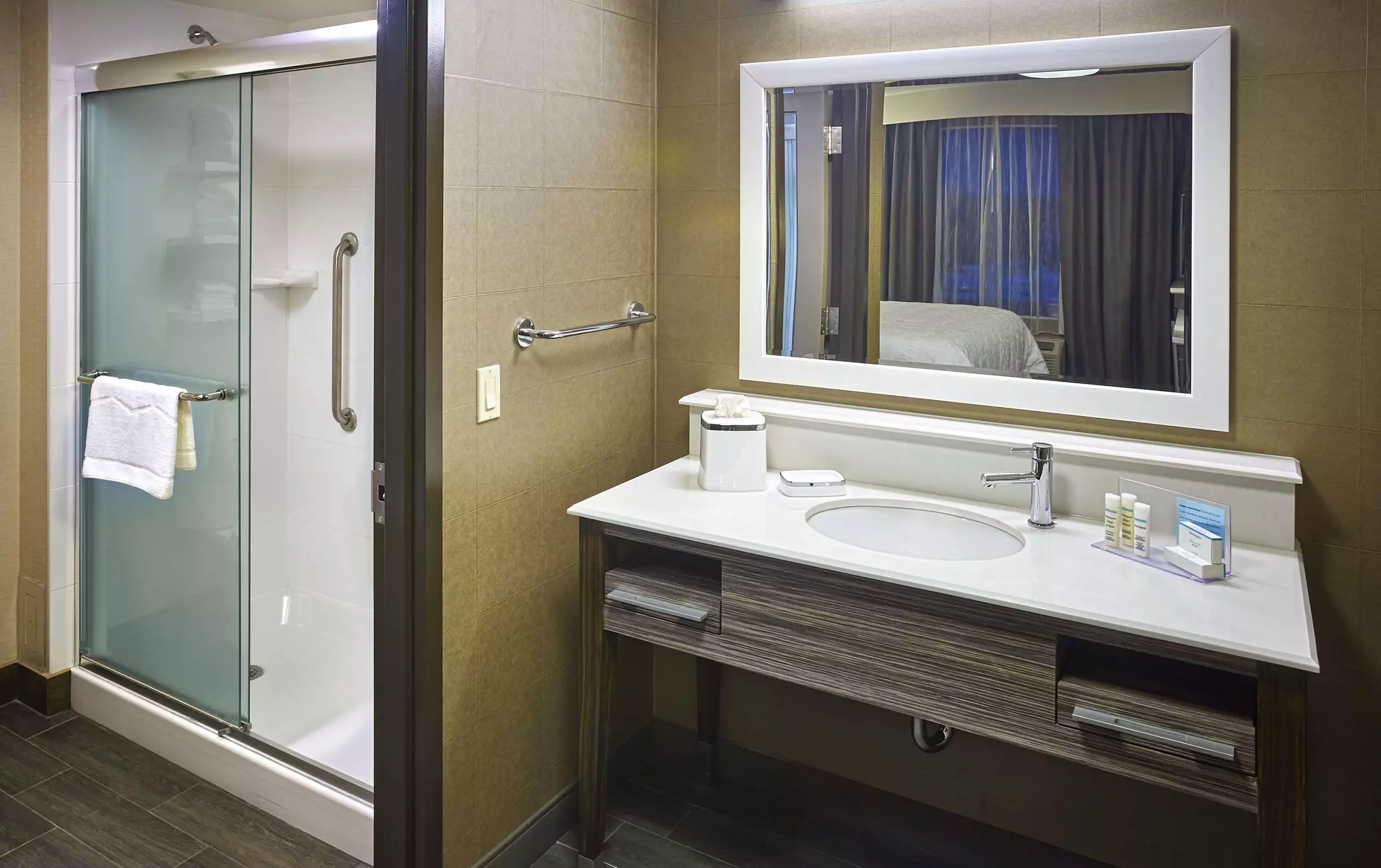 هتل Hampton Inn by Hilton Timmins Timmins