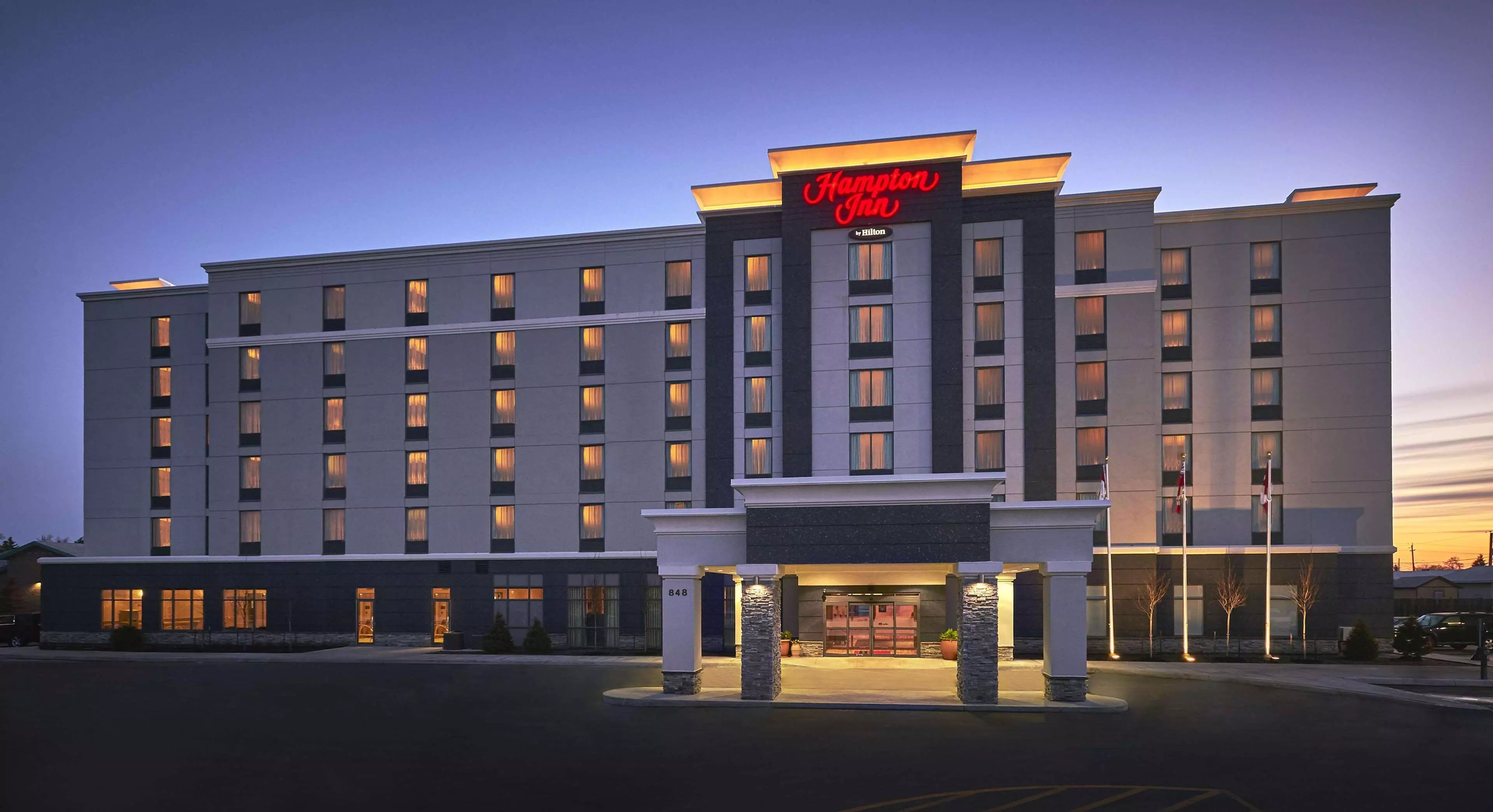 هتل Hampton Inn by Hilton Timmins Timmins