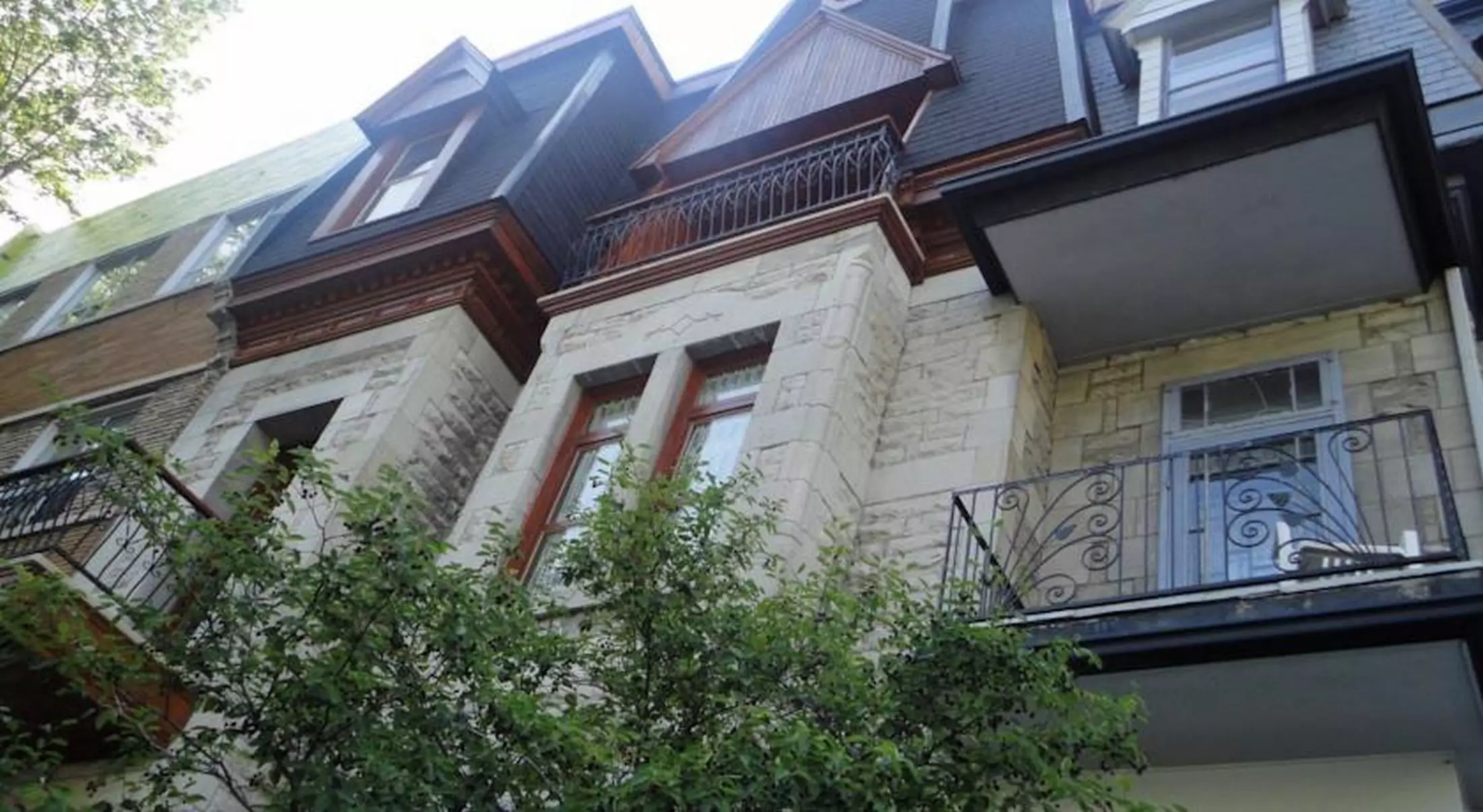 هتل Gîte du Plateau Mont-Royal مونترال