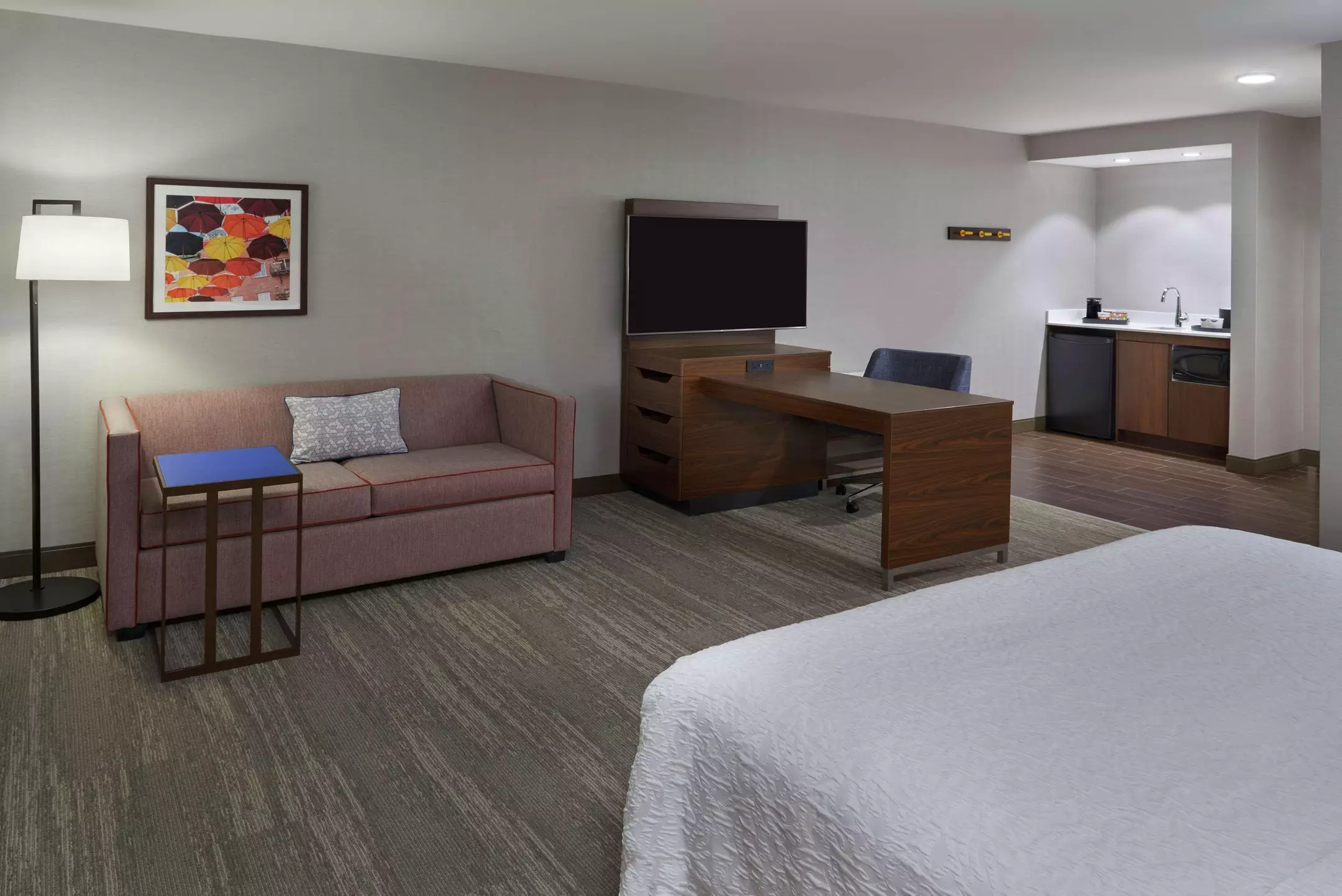 هتل Hampton Inn & Suites by Hilton Montreal-Dorval مونترال