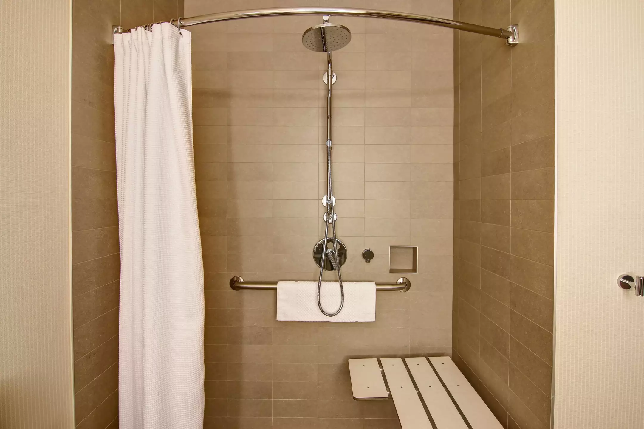 هتل Hilton Mississauga/Meadowvale Mississauga