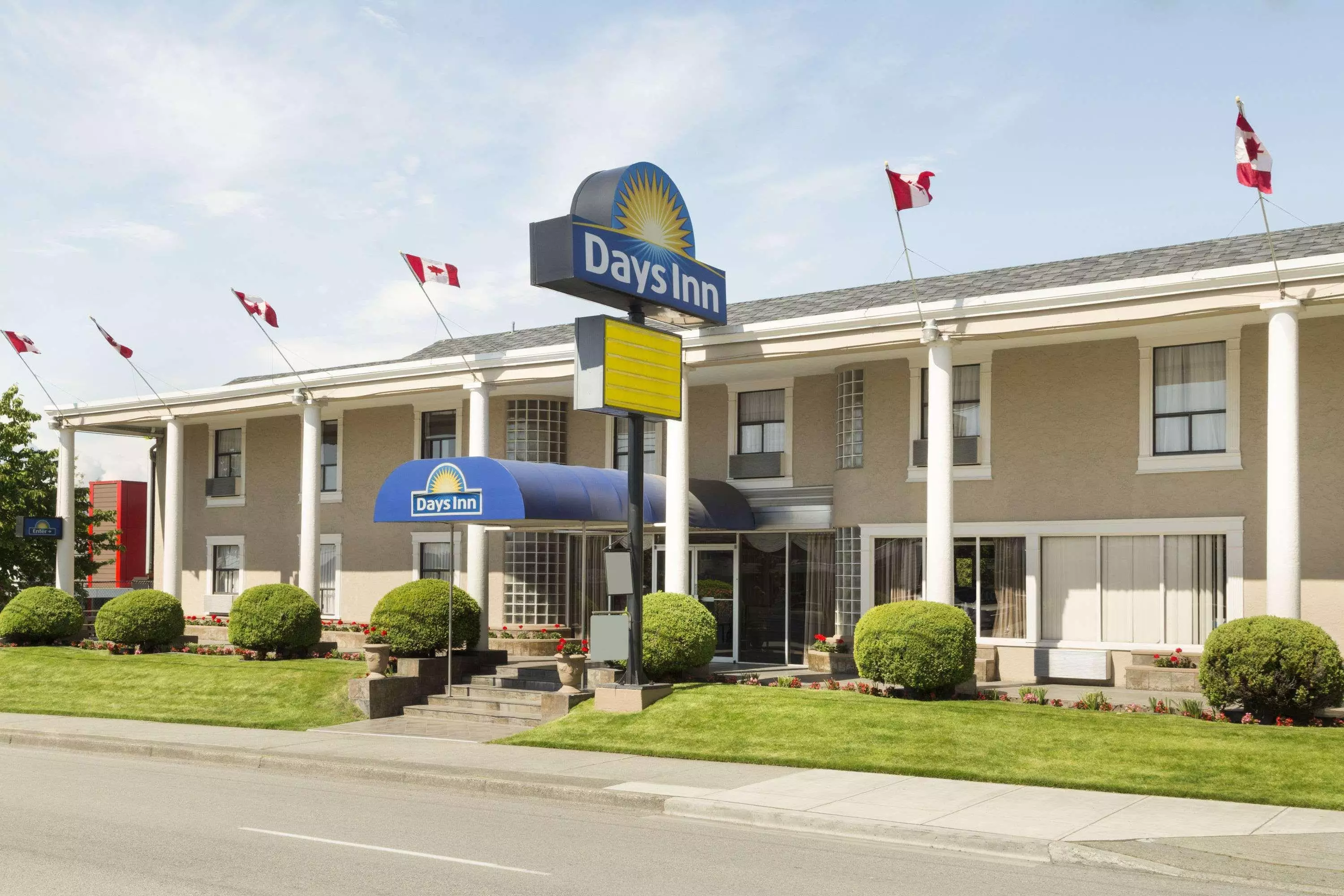 Alibaba https://cdn.alibaba.ir/ostorage/hotel-accommodation-images/6a10bdb9c86edf55f724cd9c_Vancouver-Days-Inn-Vancouver-Metro-1.webp