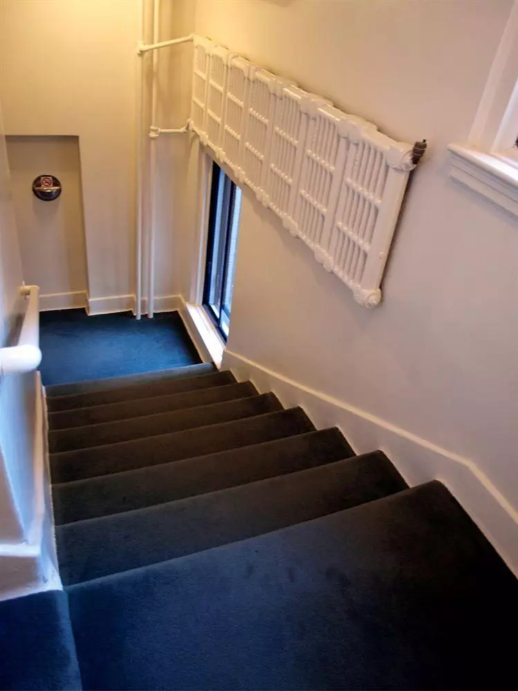 هتل Hotel St - Denis مونترال