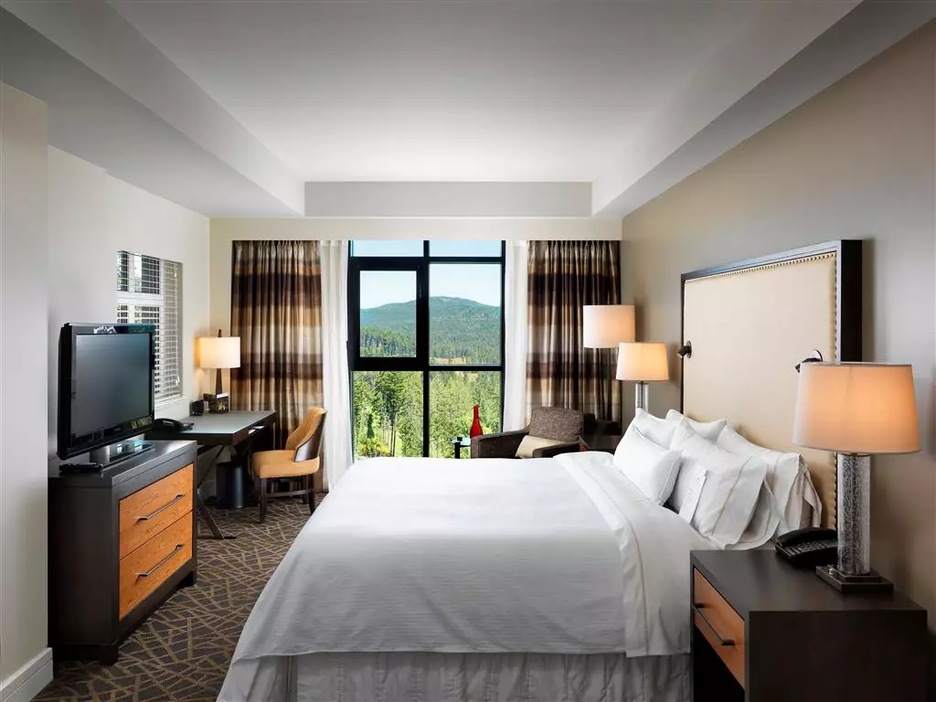 Alibaba https://cdn.alibaba.ir/ostorage/hotel-accommodation-images/6a10d758c86edf55f724e04c_Victoria-The-Westin-Bear-Mountain-Golf-Resort--Spa-Victoria-1.webp