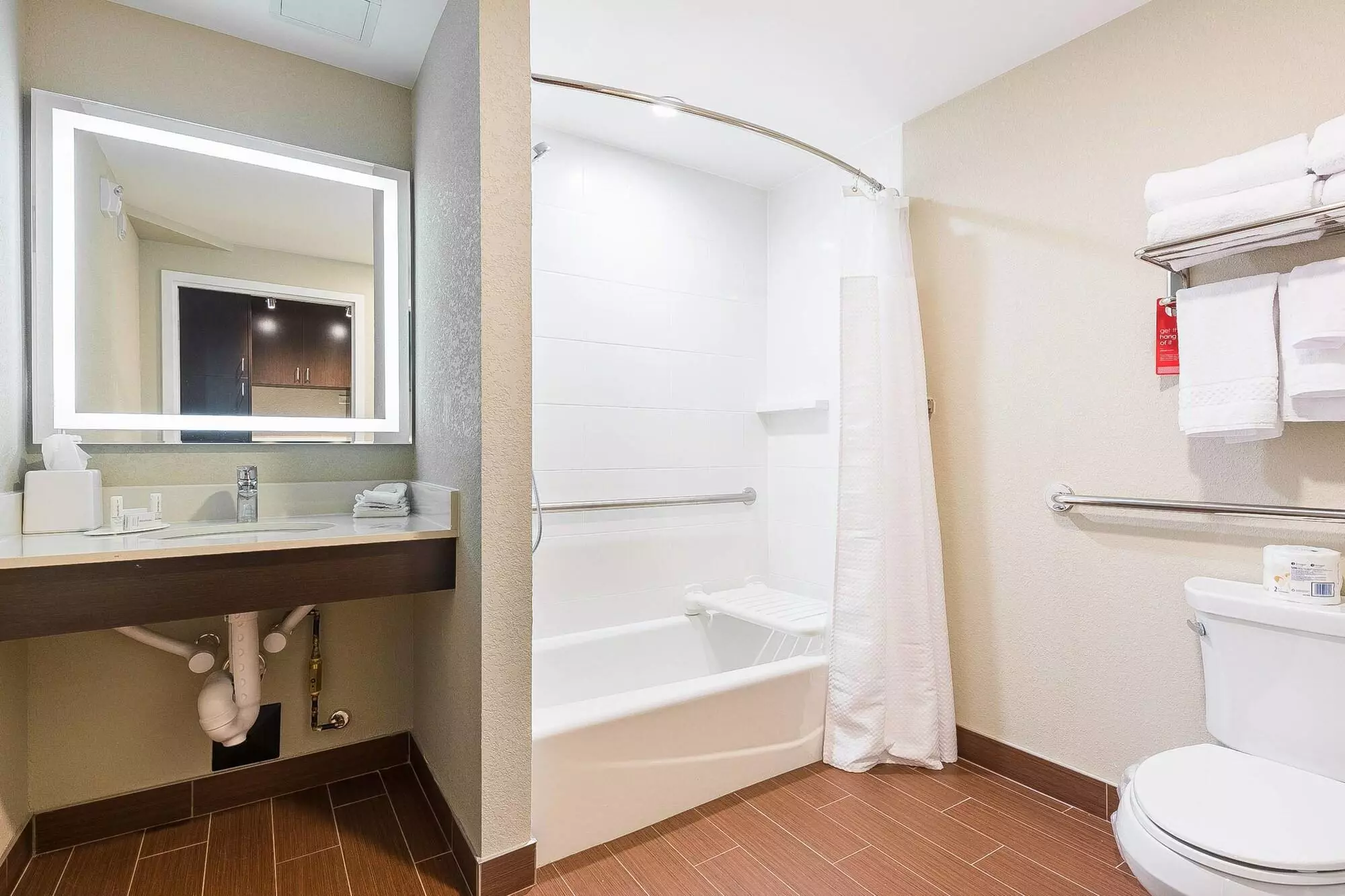 هتل TownePlace Suites Edmonton South Edmonton