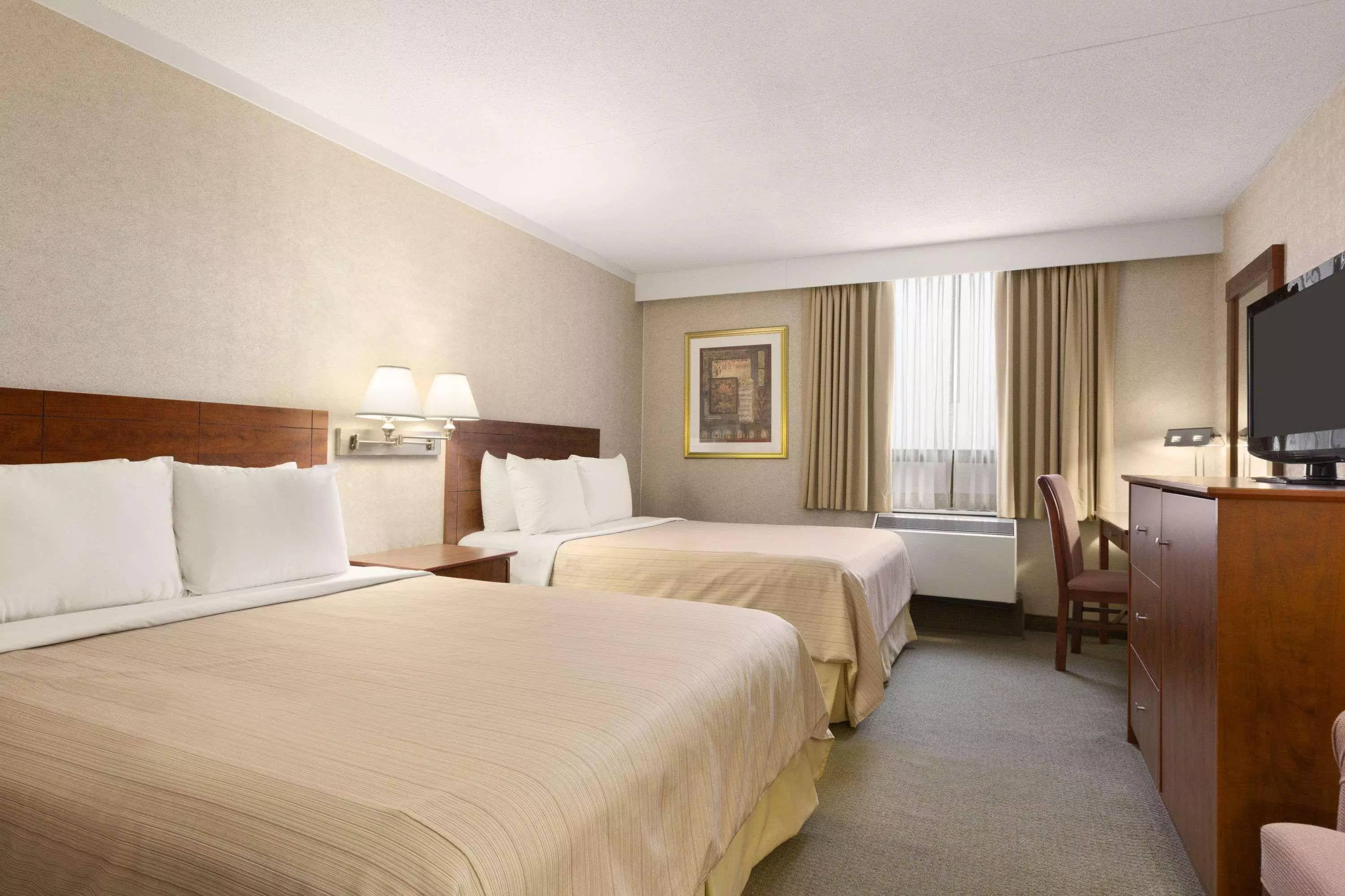 Alibaba https://cdn.alibaba.ir/ostorage/hotel-accommodation-images/6a111446c86edf55f7250b18_Ottawa-Days-Inn-by-Wyndham-Ottawa-West-1.webp