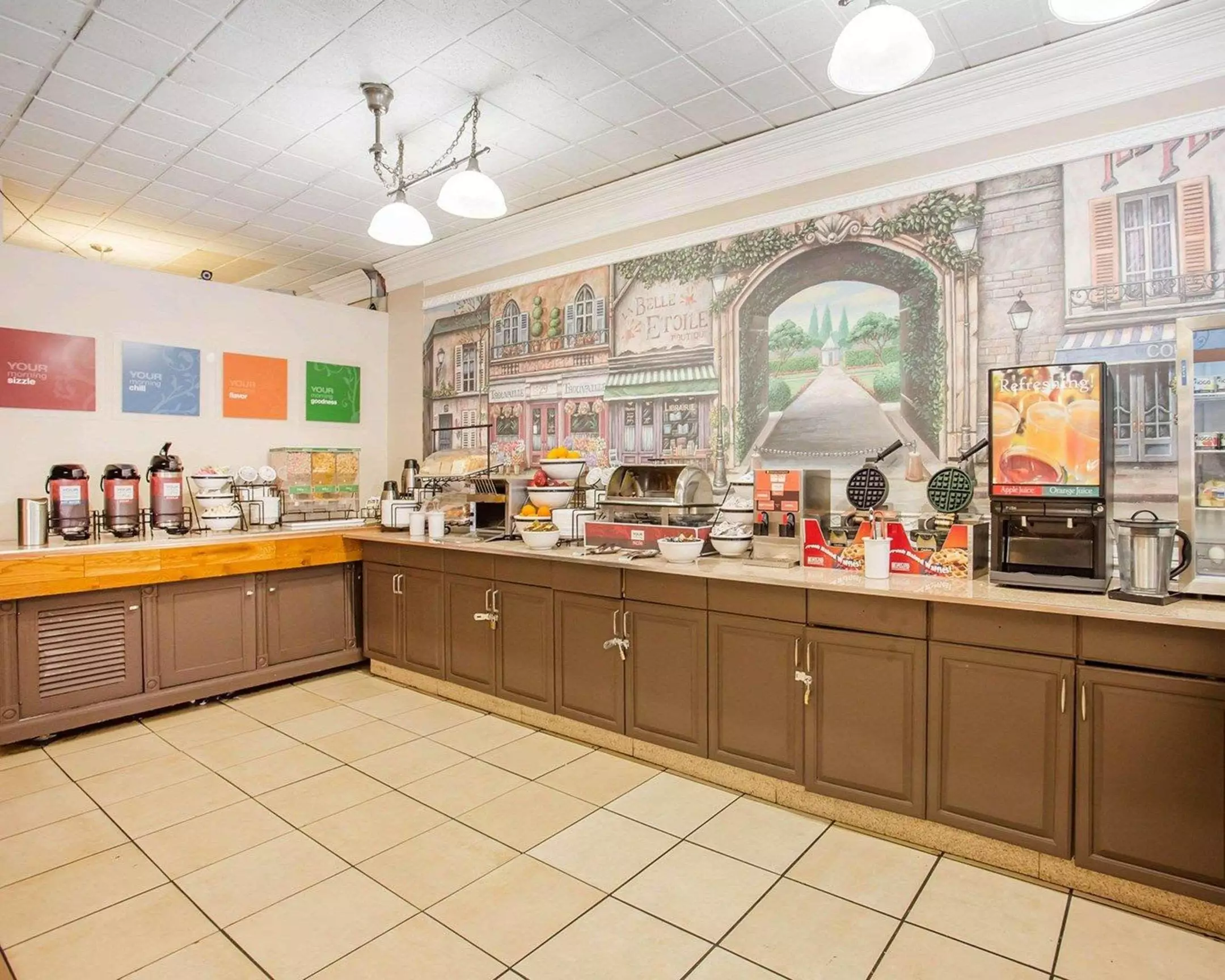 هتل Comfort Inn Toronto Airport Mississauga