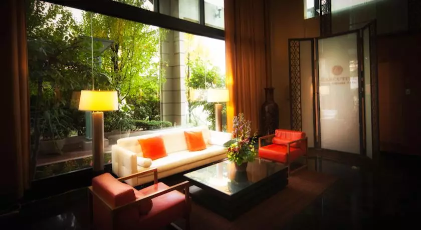 Alibaba https://cdn.alibaba.ir/ostorage/hotel-accommodation-images/6a1119ecc86edf55f7250ed6_Vancouver-Executive-Hotel-Vintage-Park-1.webp