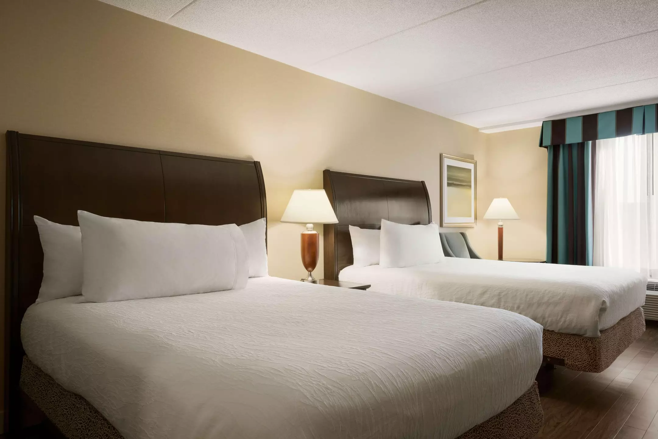 هتل Hilton Garden Inn Toronto Vaughan تورنتو