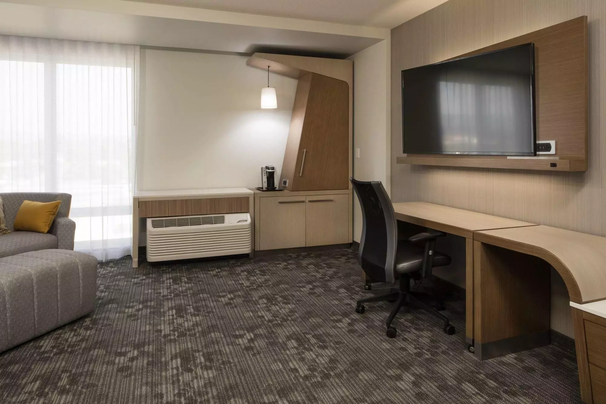 Alibaba https://cdn.alibaba.ir/ostorage/hotel-accommodation-images/6a11356cc86edf55f72521f2_Prince-George-Courtyard-Prince-George-1.webp