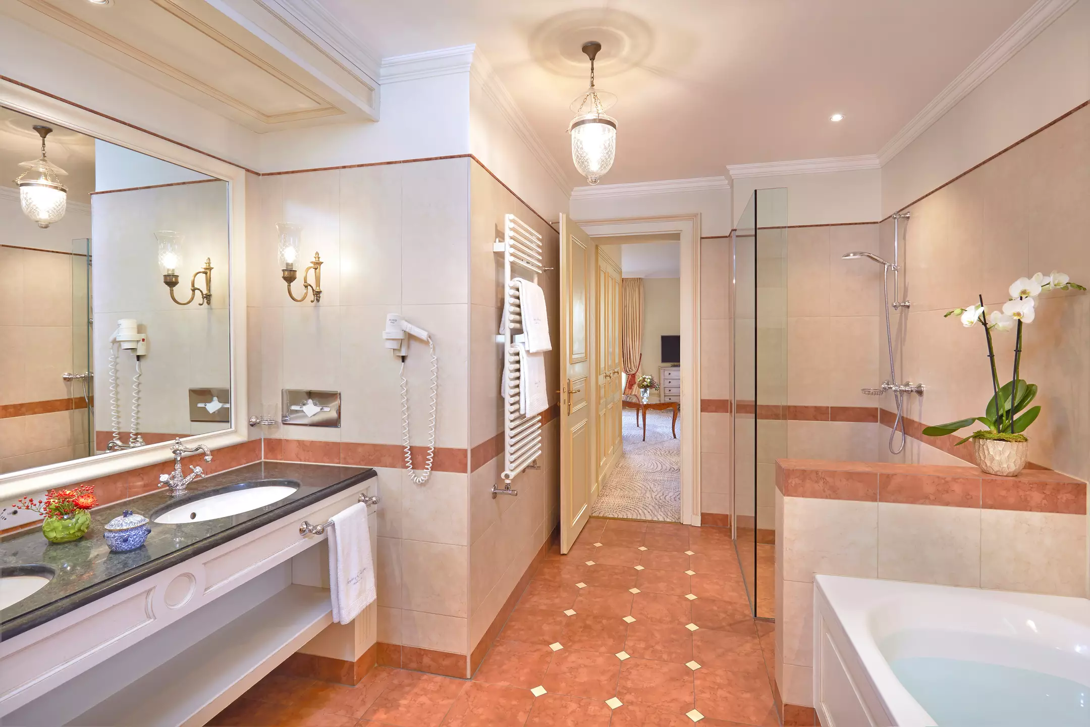 Alibaba https://cdn.alibaba.ir/ostorage/hotel-accommodation-images/6a114638c86edf55f7252ea7_Geneva-Beau-Rivage-1.webp