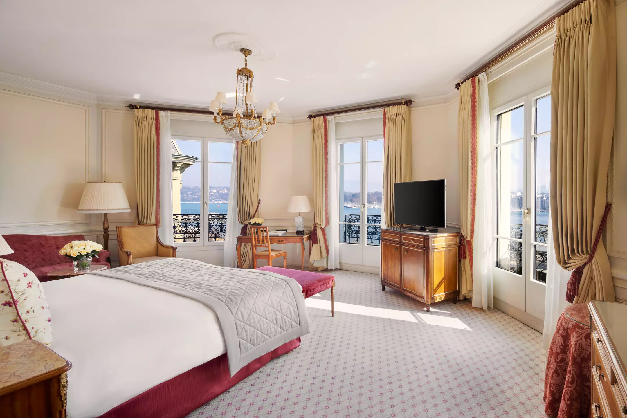 هتل Beau Rivage  ژنو