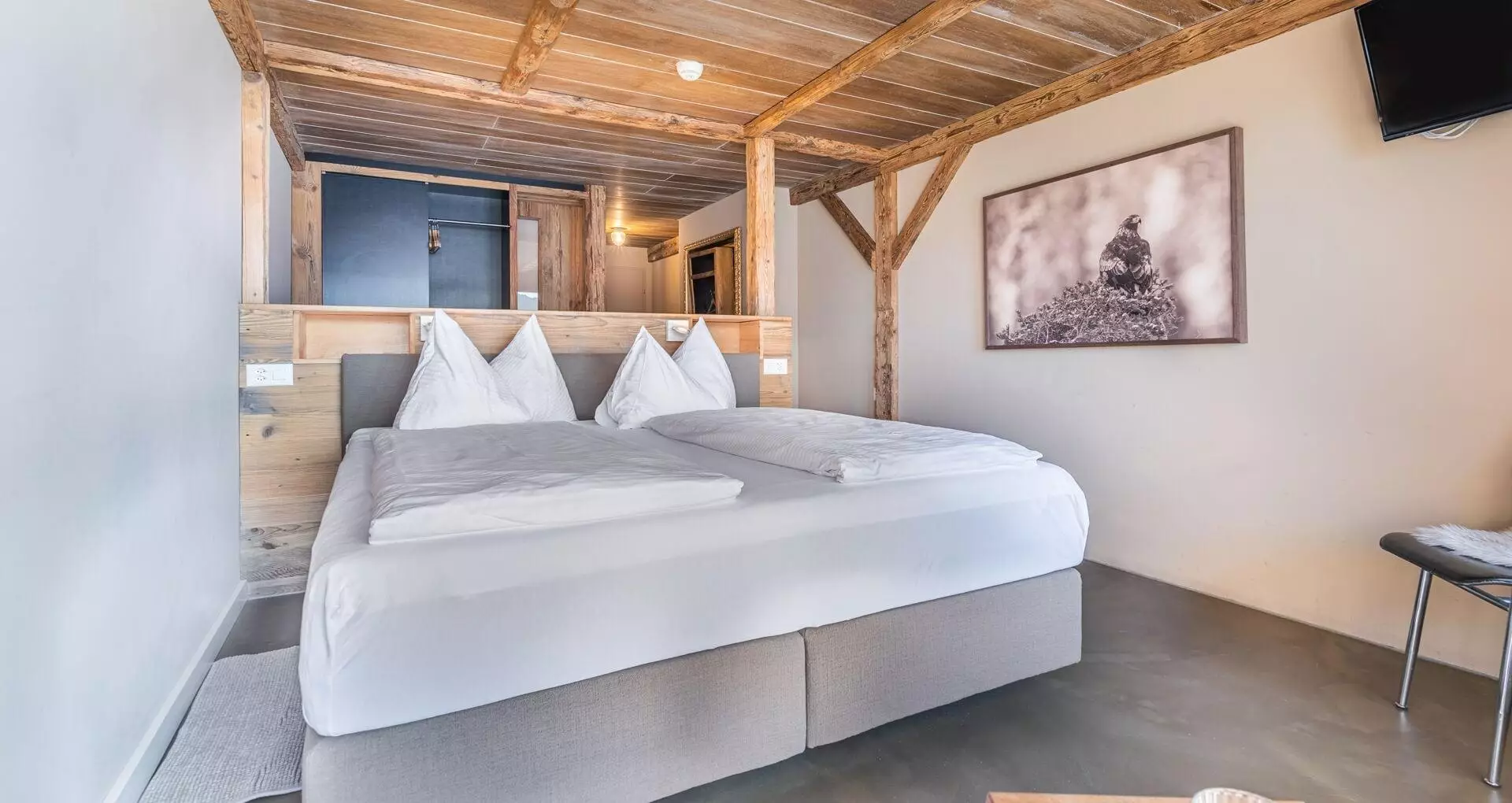 Alibaba https://cdn.alibaba.ir/ostorage/hotel-accommodation-images/6a115ba3c86edf55f7253ffa_Weggis-Alpenblick-1.webp