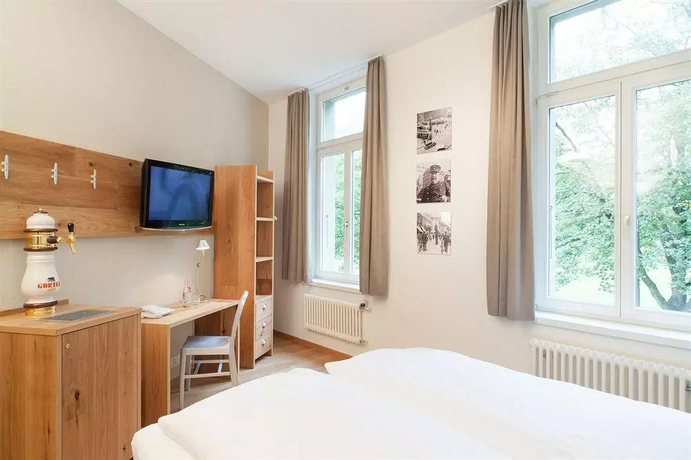 Alibaba https://cdn.alibaba.ir/ostorage/hotel-accommodation-images/6a115f21c86edf55f725429c_Bern-Alpenblick-1.webp