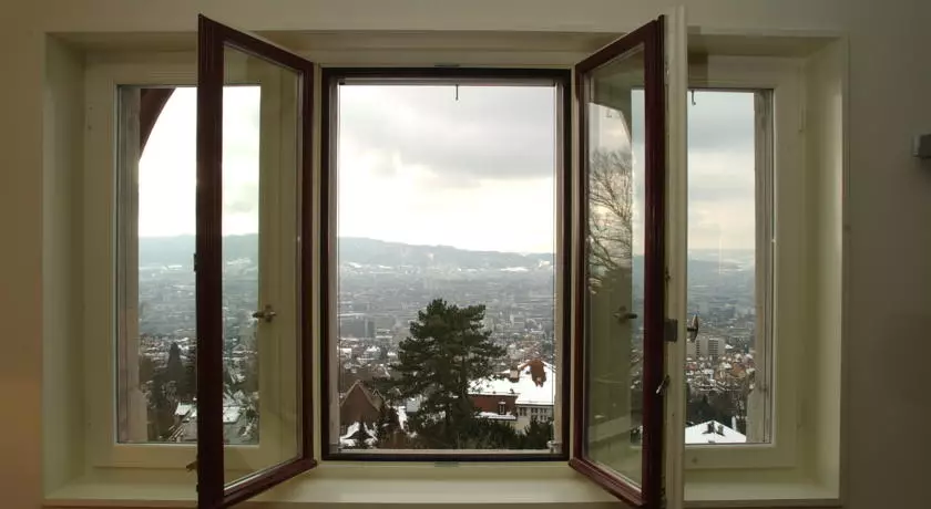 Alibaba https://cdn.alibaba.ir/ostorage/hotel-accommodation-images/6a116589c86edf55f72547dd_Zurich-Sorell-Hotel-Rigiblick-1.webp
