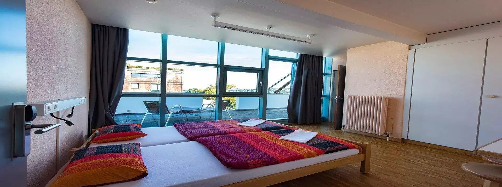 Alibaba https://cdn.alibaba.ir/ostorage/hotel-accommodation-images/6a11698bc86edf55f7254b0f_Geneva-Geneva-Hostel-1.webp