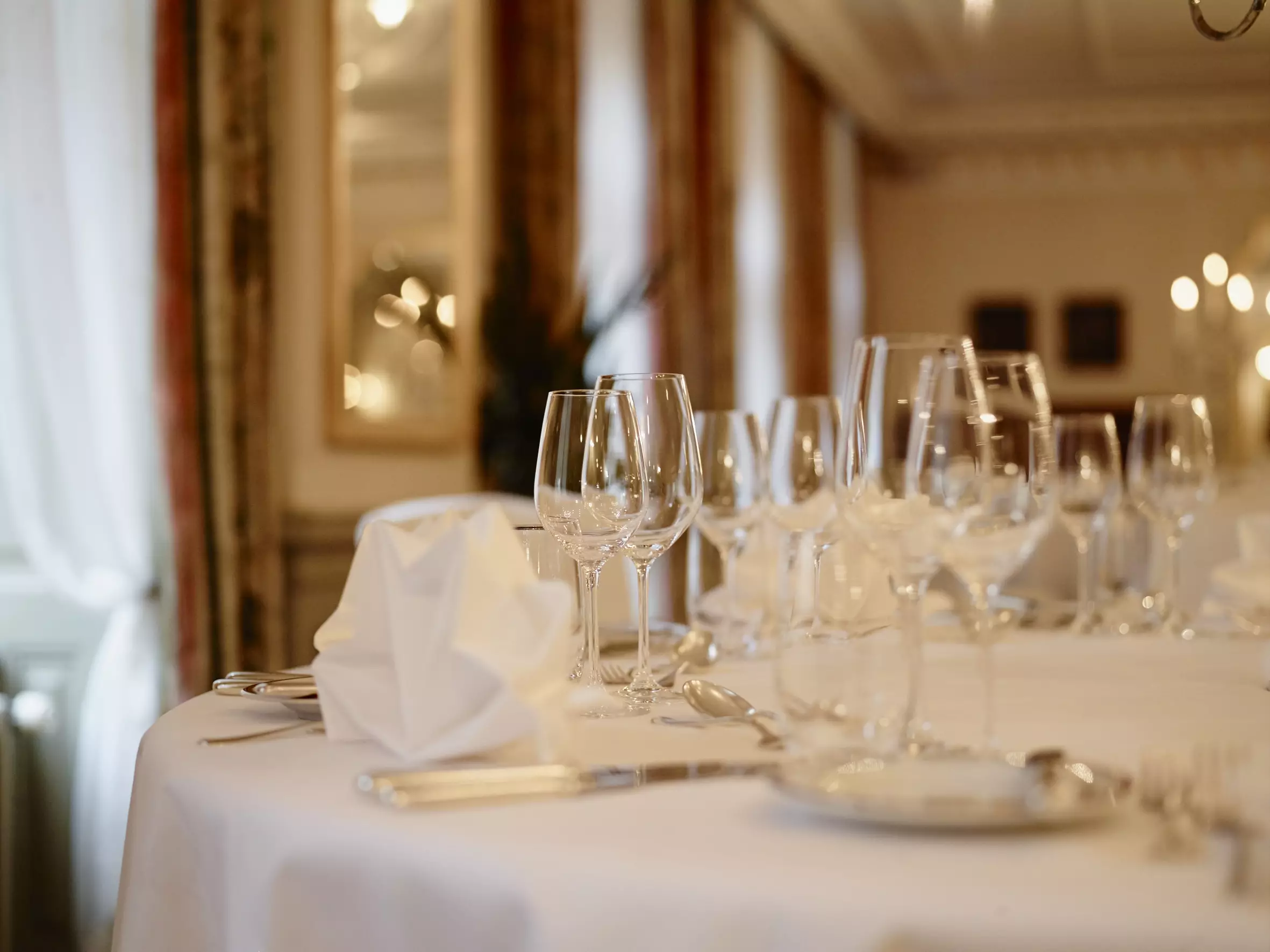 هتل Hotel Wilden Mann Lucerne