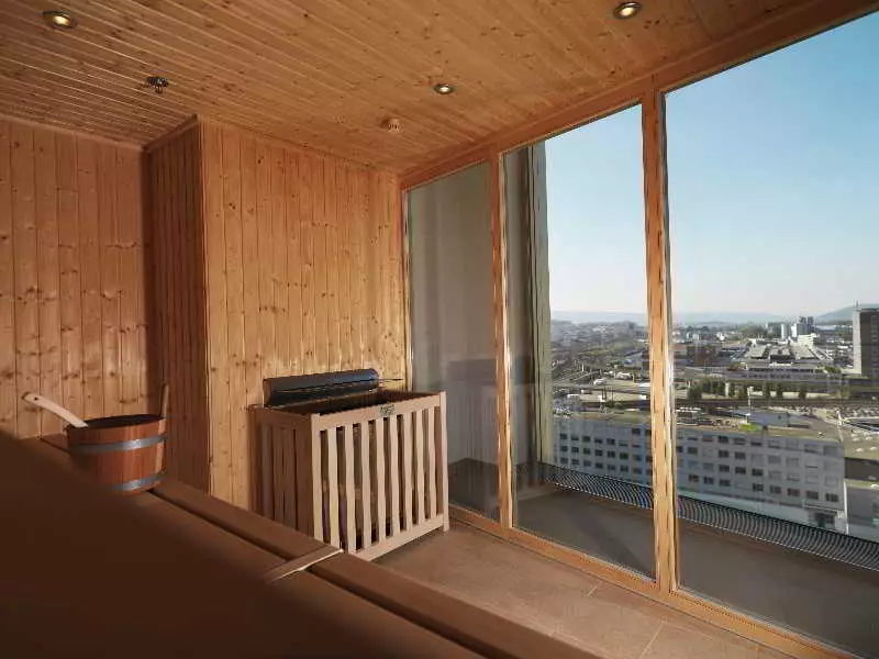 هتل Renaissance Zürich Tower زوریخ