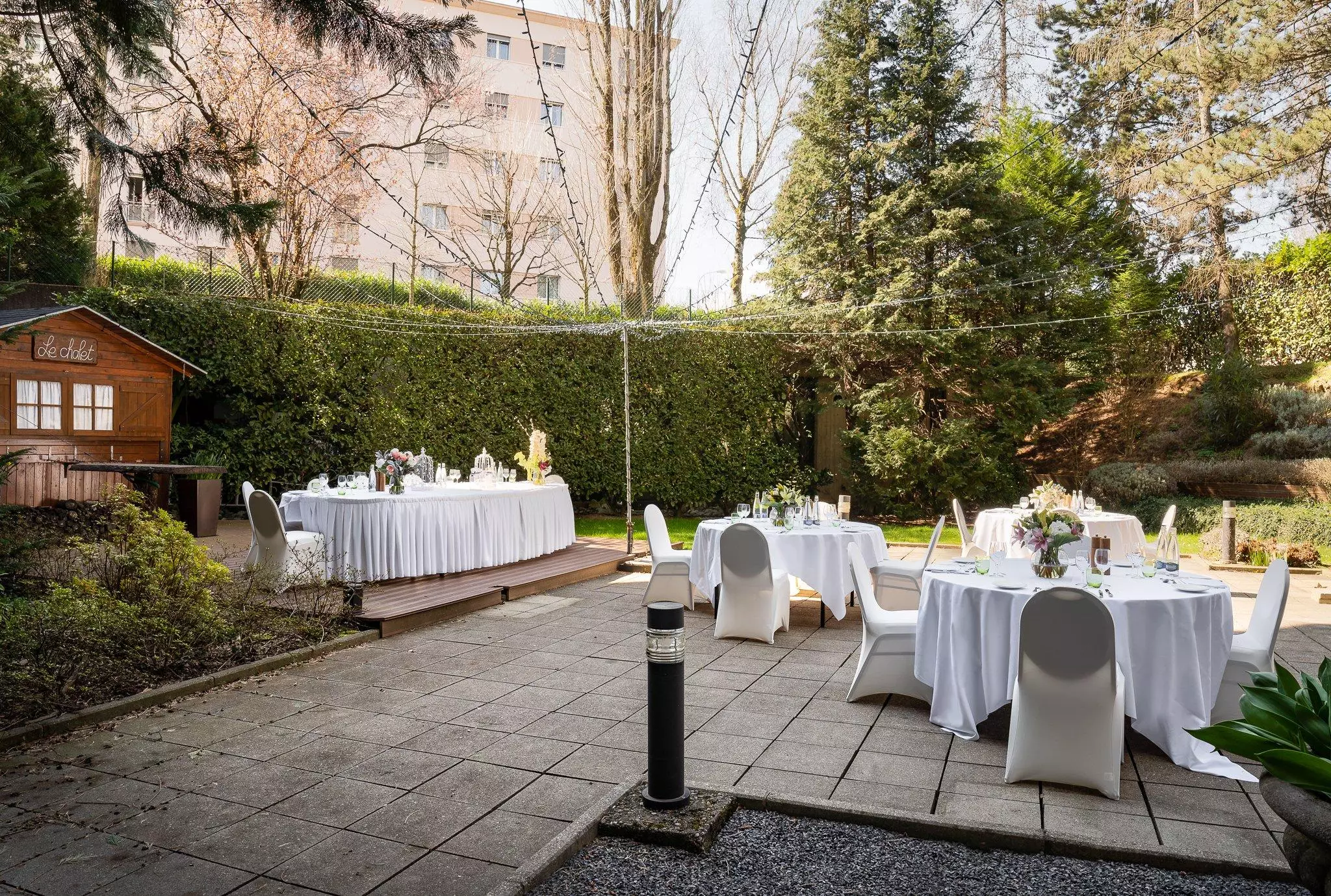 Alibaba https://cdn.alibaba.ir/ostorage/hotel-accommodation-images/6a1181e0c86edf55f7255d6c_Cointrin-Crowne-Plaza-Geneva-0.webp