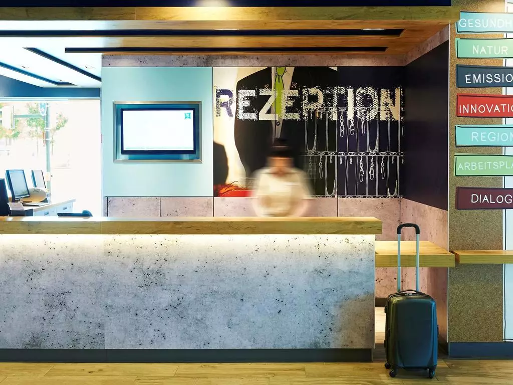 Alibaba https://cdn.alibaba.ir/ostorage/hotel-accommodation-images/6a119234c86edf55f7256975_Zurich-ibis-budget-Zurich-City-West-1.webp