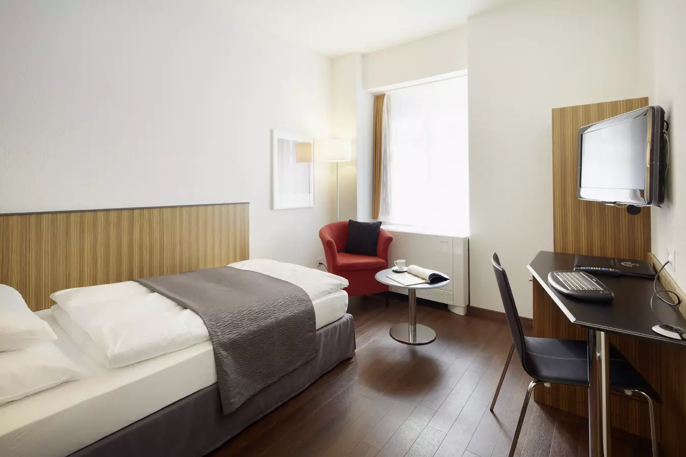 Alibaba https://cdn.alibaba.ir/ostorage/hotel-accommodation-images/6a1194ccc86edf55f7256b68_Zurich-Sorell-Hotel-R-tli-1.webp