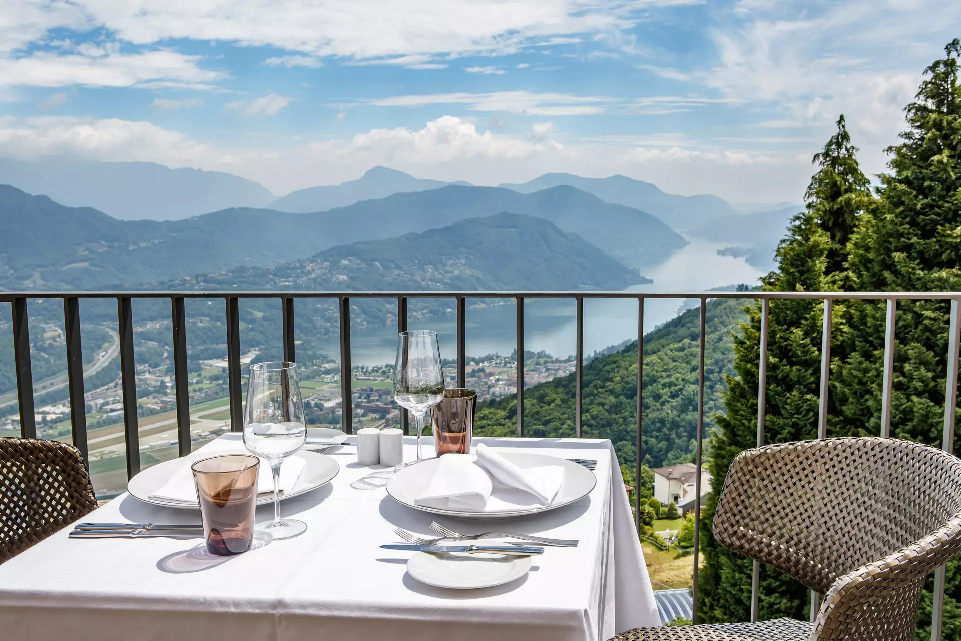 Alibaba https://cdn.alibaba.ir/ostorage/hotel-accommodation-images/6a11c1db61ec039ef762f336_Cademario-Kurhaus-Cademario-1.webp