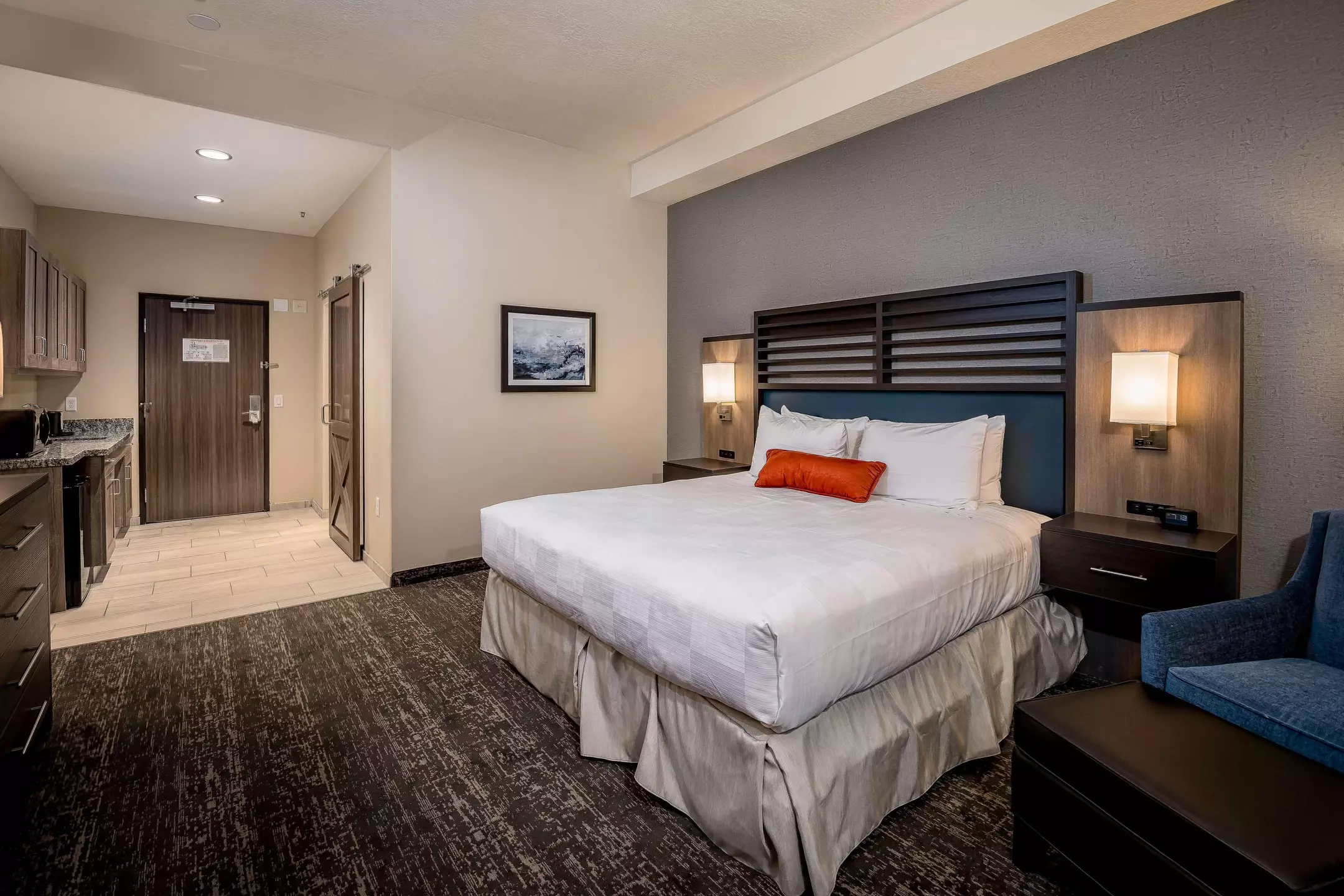 هتل Best Western Plus Hotel Bahnhof Schaffhausen