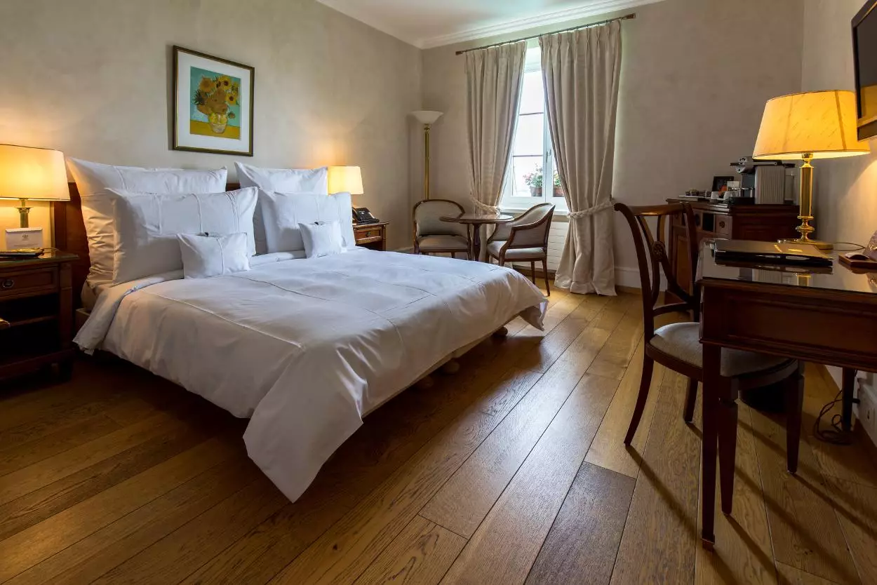 هتل Domaine de Chateauvieux Satigny