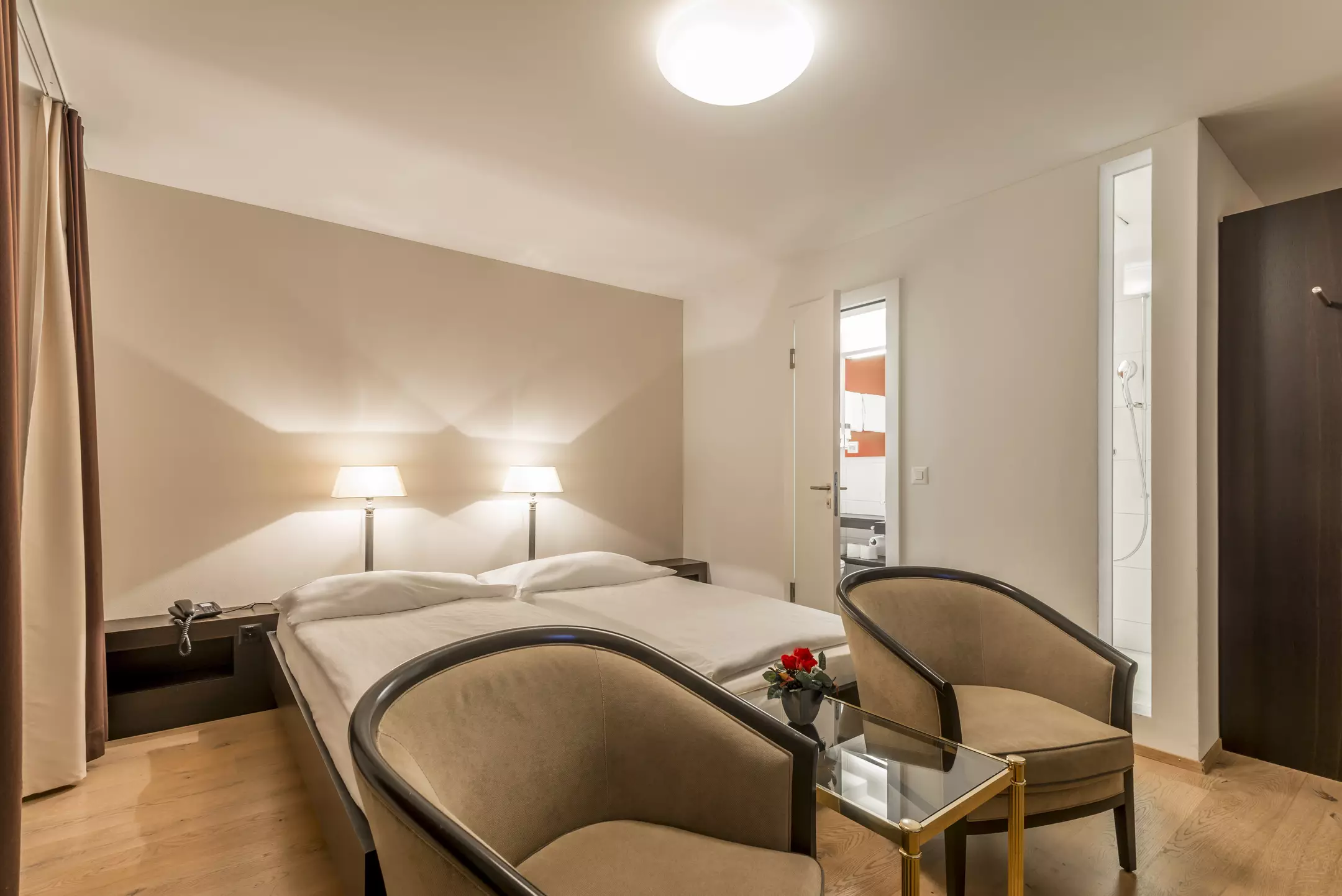 Alibaba https://cdn.alibaba.ir/ostorage/hotel-accommodation-images/6a11d38861ec039ef7630131_Lucerne-Alpina-1.webp