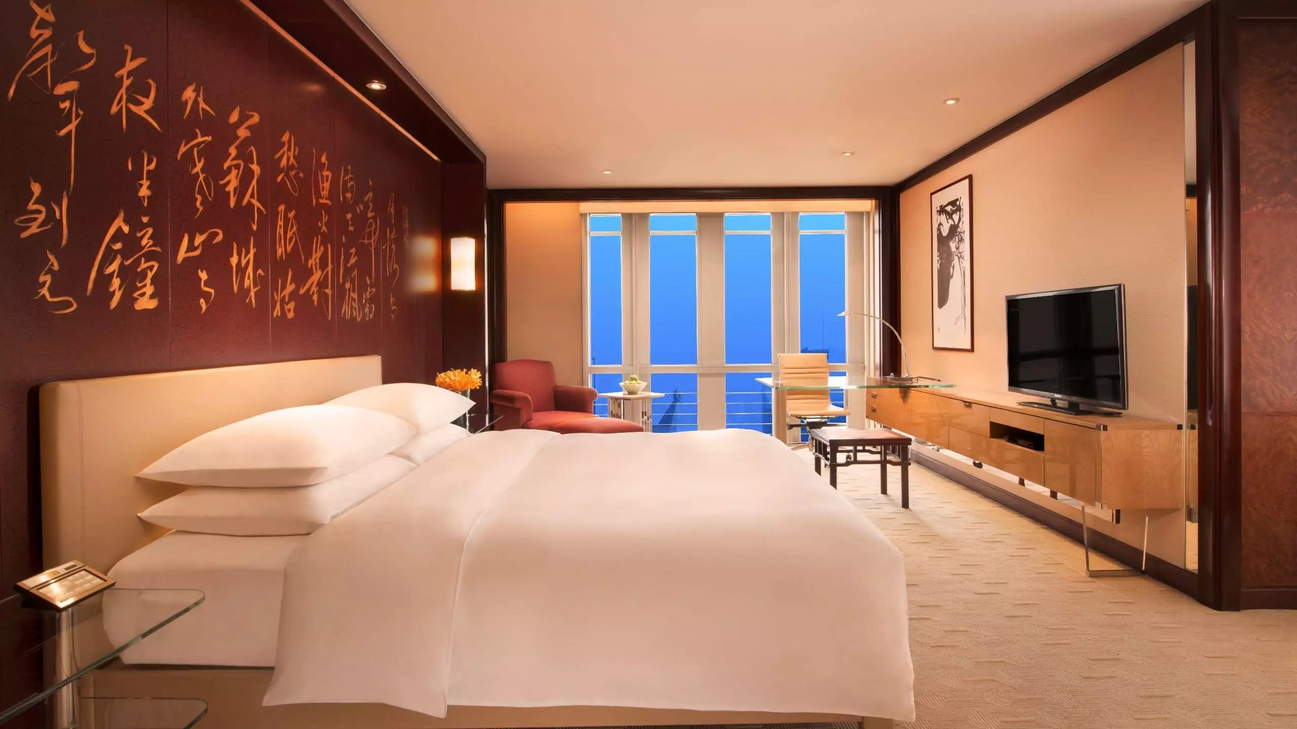 Alibaba https://cdn.alibaba.ir/ostorage/hotel-accommodation-images/6a11e0b661ec039ef76307a5_Shanghai-Grand-Hyatt-Shanghai-1.webp