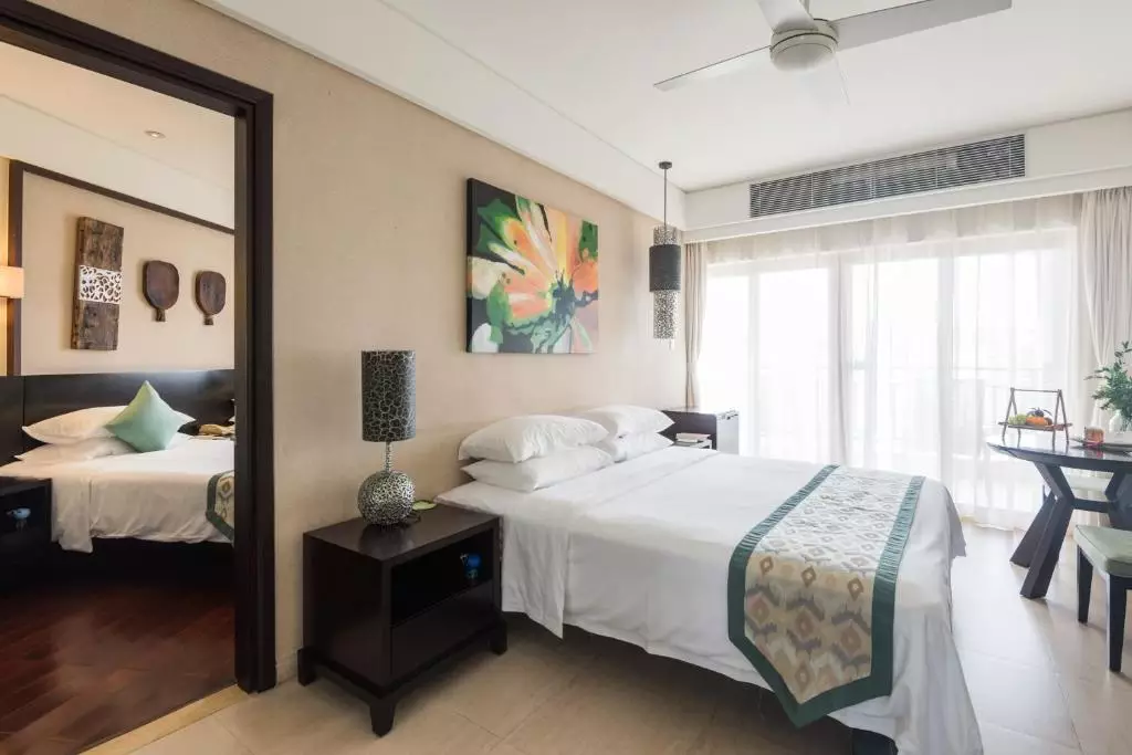 هتل Howard Johnson Resort Sanya Bay Sanya