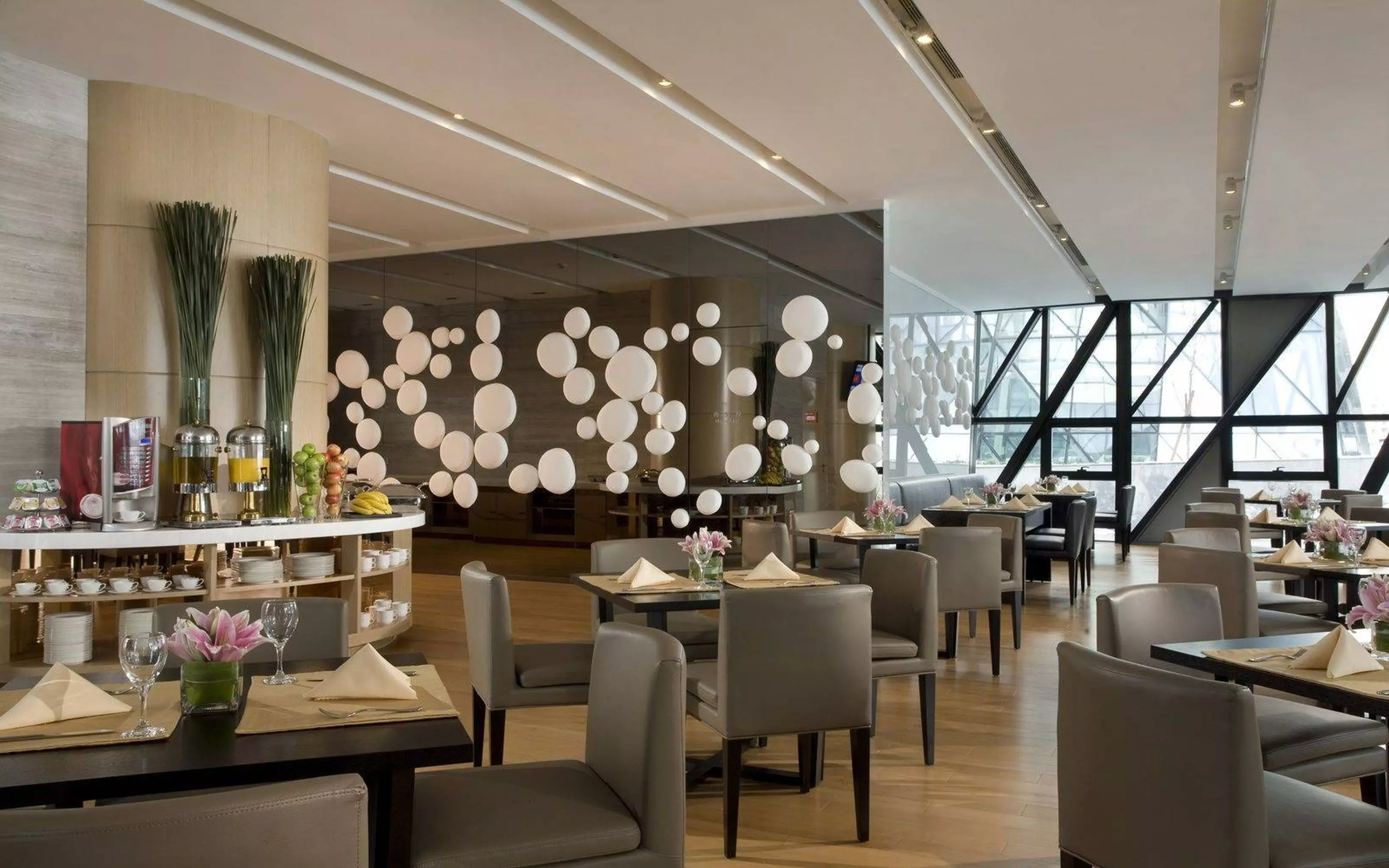 Alibaba https://cdn.alibaba.ir/ostorage/hotel-accommodation-images/6a12054e61ec039ef7632367_Beijing-Ascott-Raffles-City-1.webp