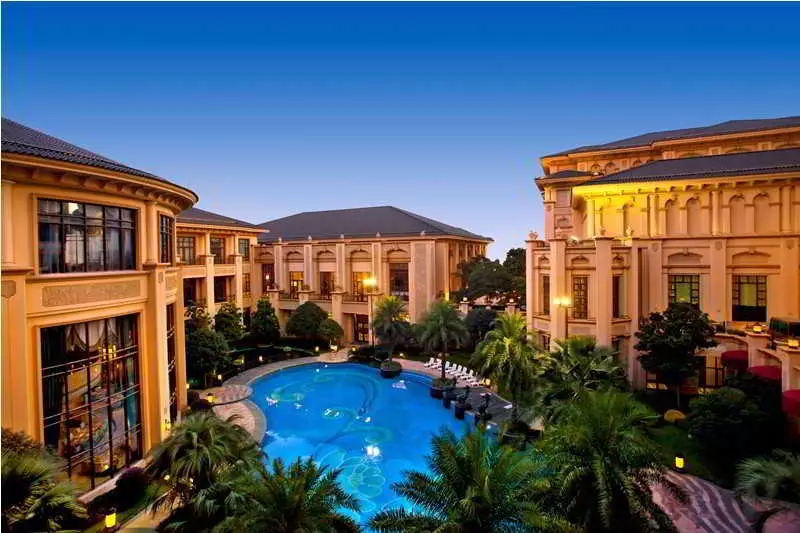 Alibaba https://cdn.alibaba.ir/ostorage/hotel-accommodation-images/6a12230961ec039ef7633897_Shanghai-Chateau-Star-River-1.webp