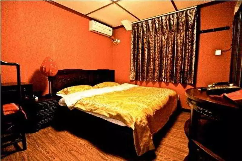 Alibaba https://cdn.alibaba.ir/ostorage/hotel-accommodation-images/6a1241c961ec039ef7634e25_Beijing-Imperial-Courtyard-1.webp