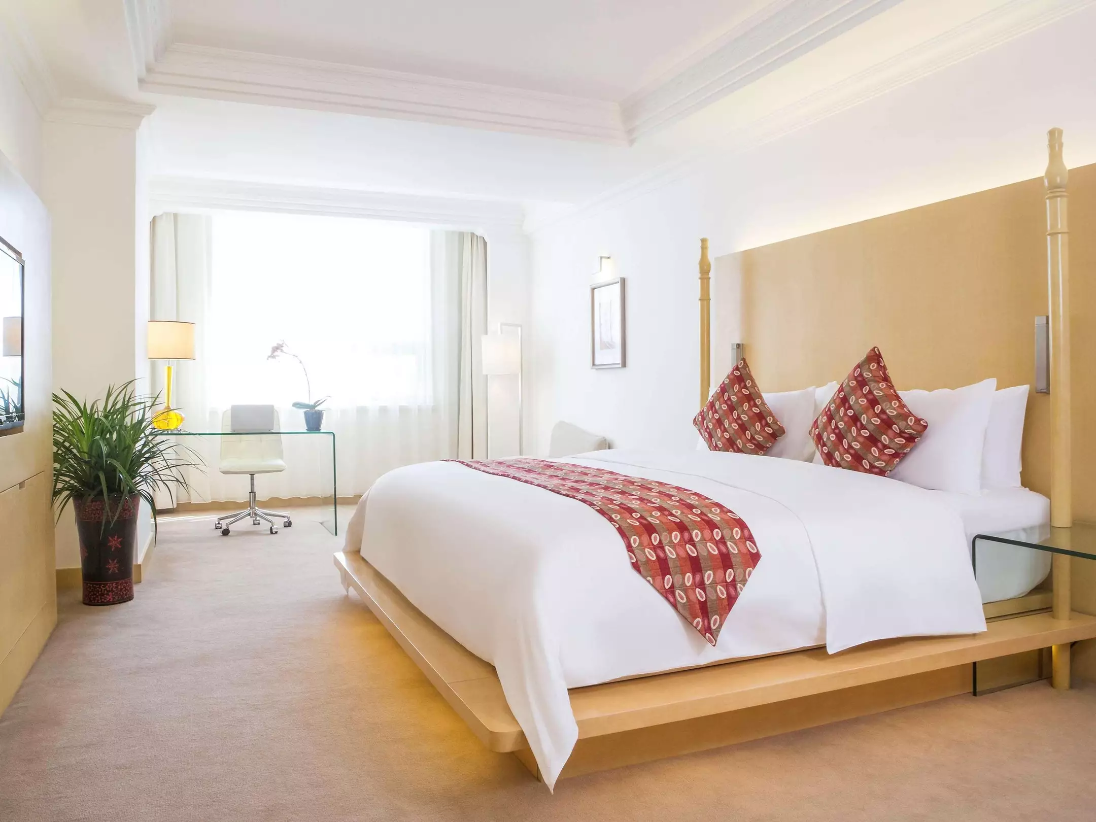 Alibaba https://cdn.alibaba.ir/ostorage/hotel-accommodation-images/6a124b4e61ec039ef7635613_Urumqi-Grand-Mercure-Urumqi-Hualing-1.webp