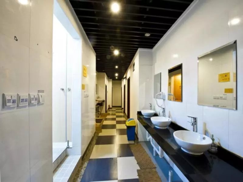 هتل Blue Mountain Youth Hostel Bund Shanghai
