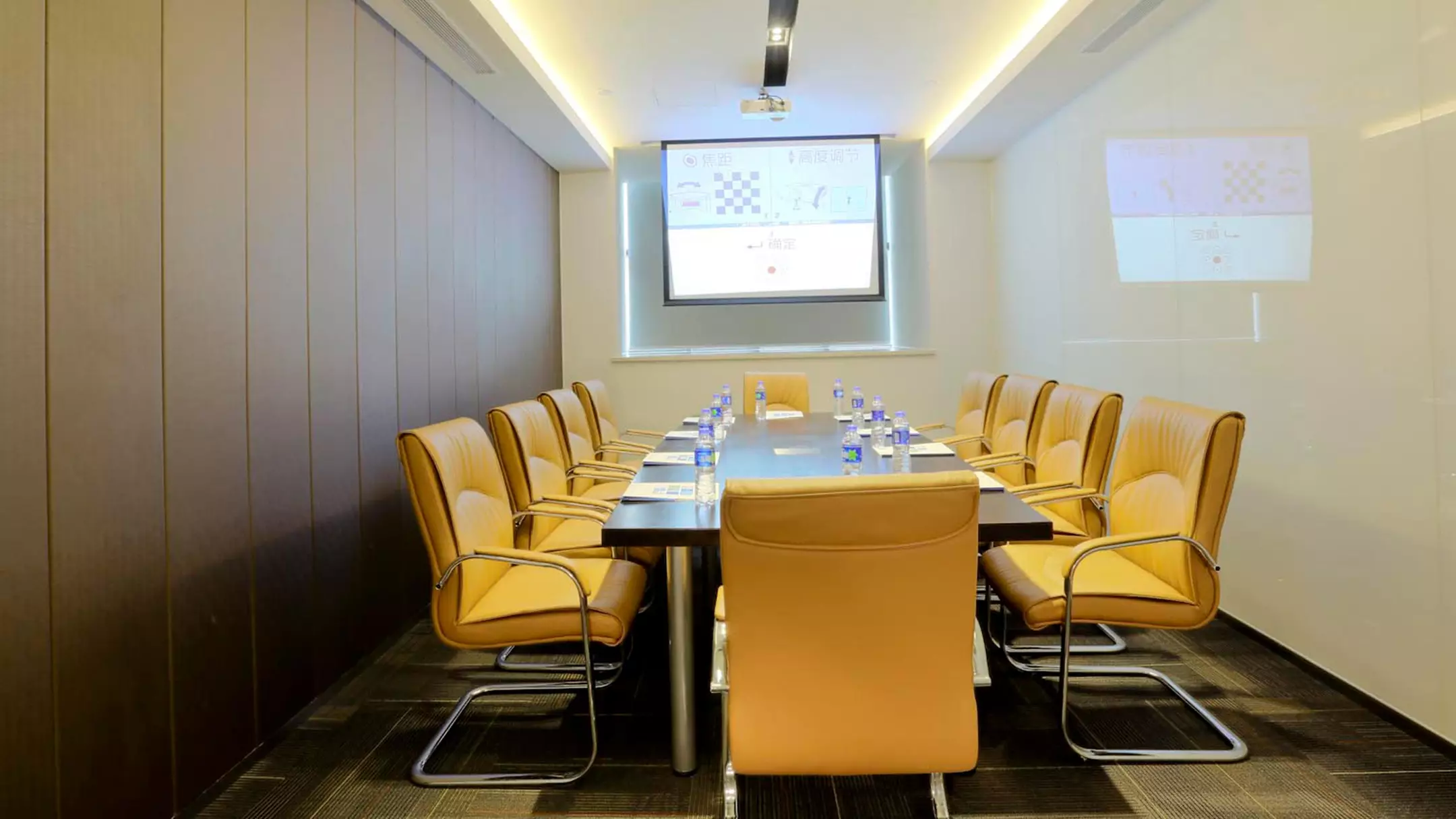 هتل Holiday Inn Express Shanghai Gongkang Shanghai