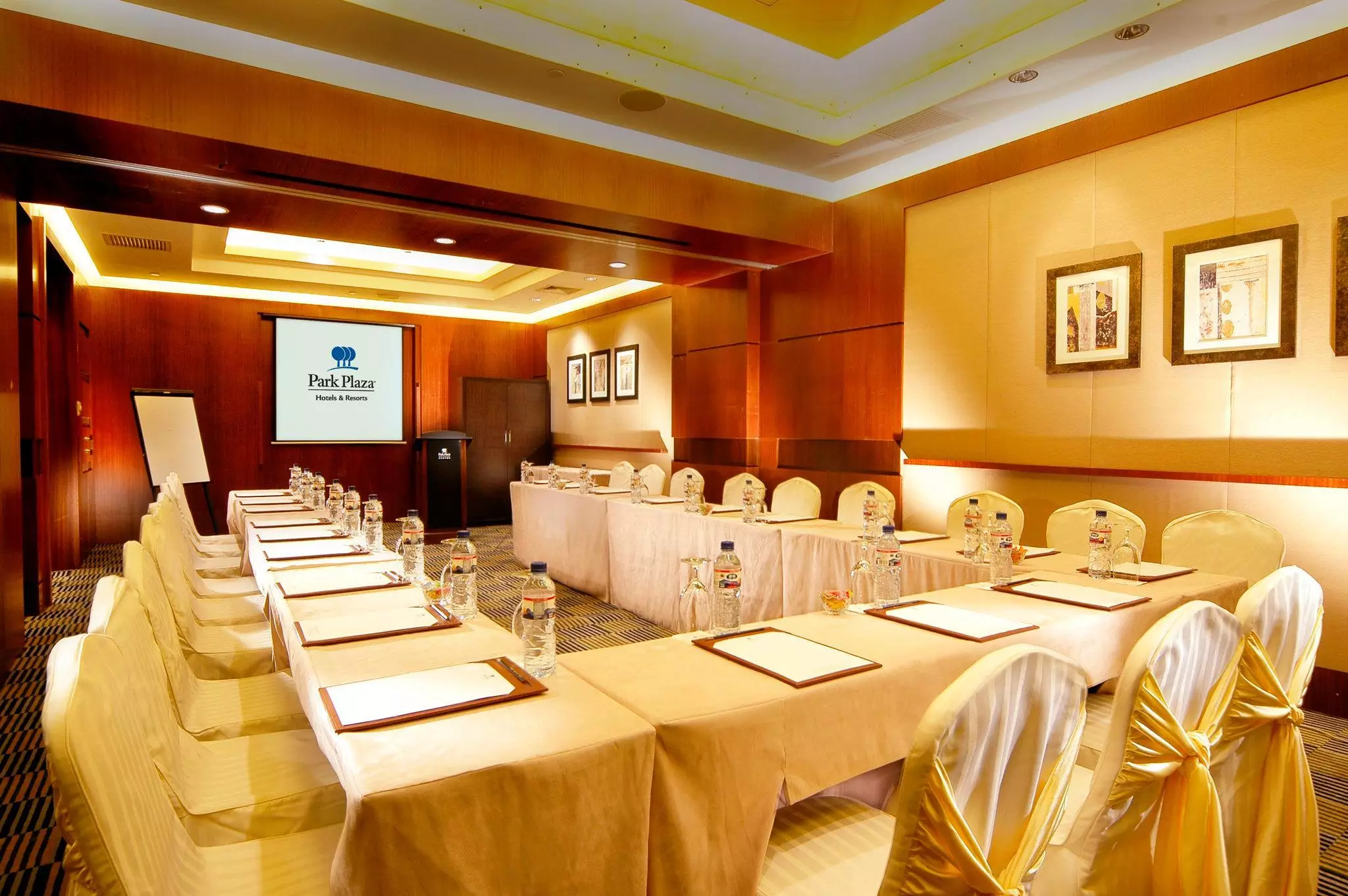 Alibaba https://cdn.alibaba.ir/ostorage/hotel-accommodation-images/6a13003661ec039ef763db2f_Beijing-Park-Plaza-Beijing-Wangfujing-1.webp