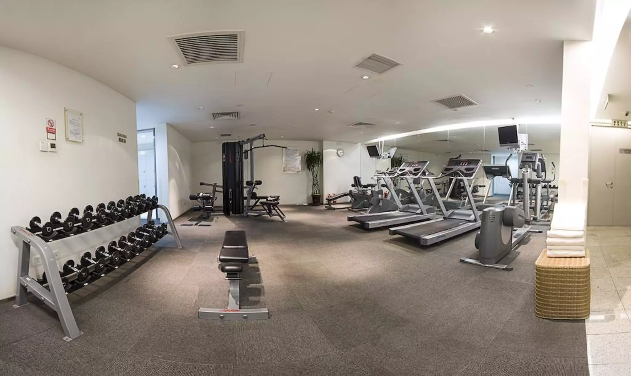 Alibaba https://cdn.alibaba.ir/ostorage/hotel-accommodation-images/6a13780661ec039ef7643e16_Beijing-Hotel-Kapok-Beijing-1.webp