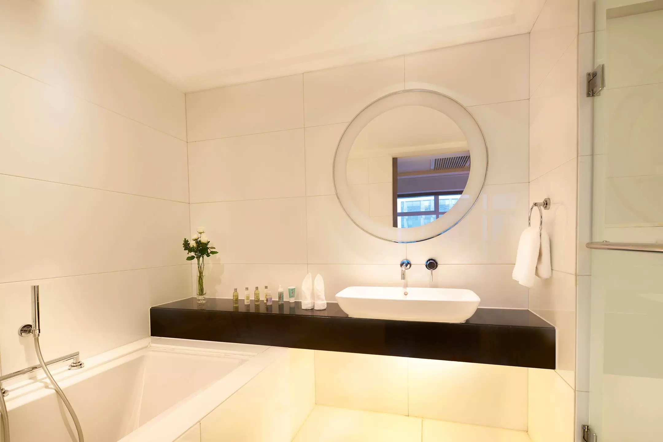 هتل DoubleTree by Hilton Hotel Beijing پکن