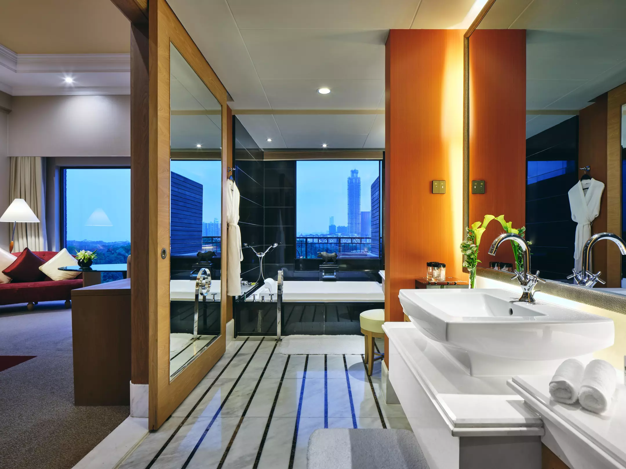 Alibaba https://cdn.alibaba.ir/ostorage/hotel-accommodation-images/6a137c4f61ec039ef7644263_Shenzhen-Intercontinental-Shenzhen-1.webp