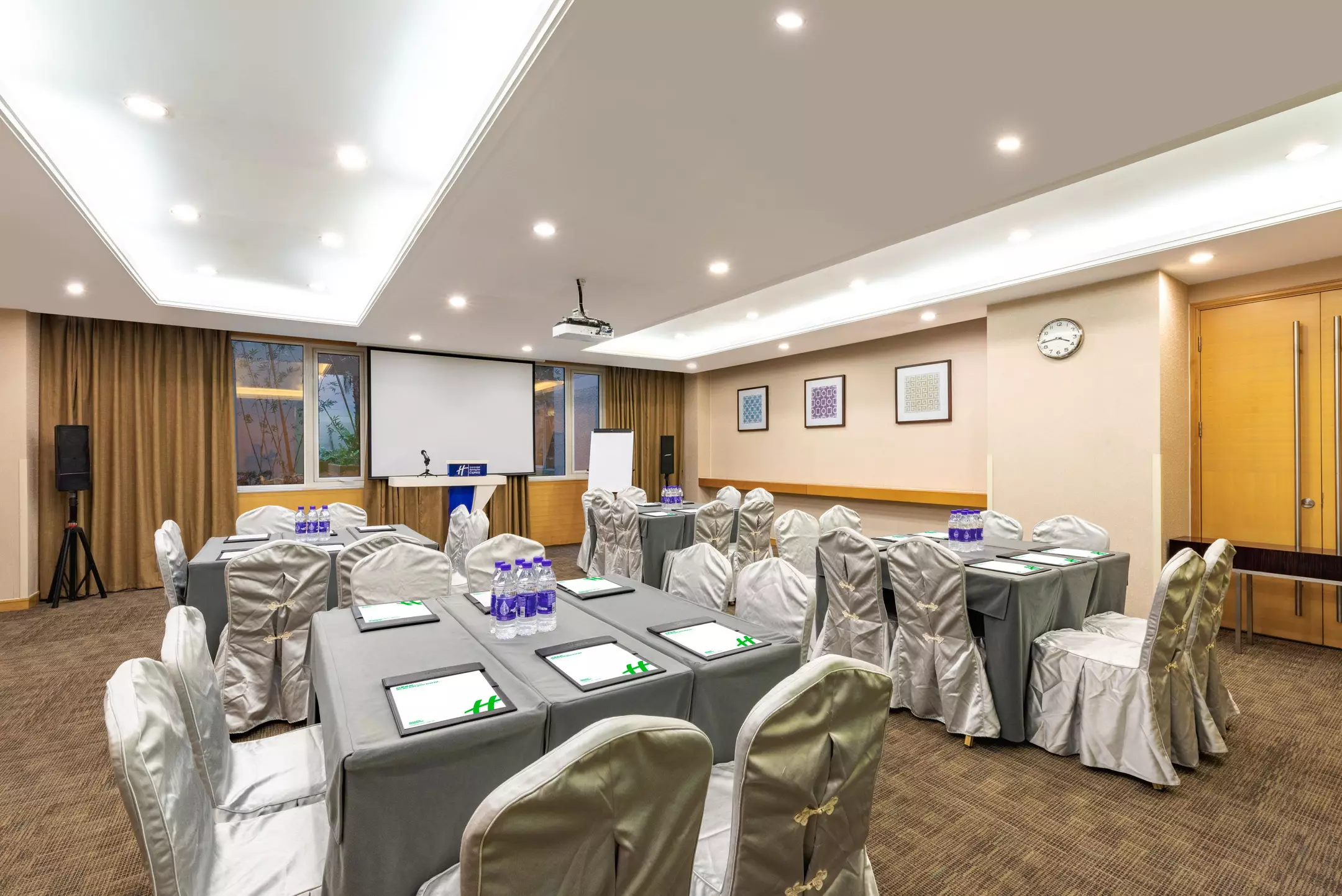 هتل Holiday Inn Express Shangdi پکن