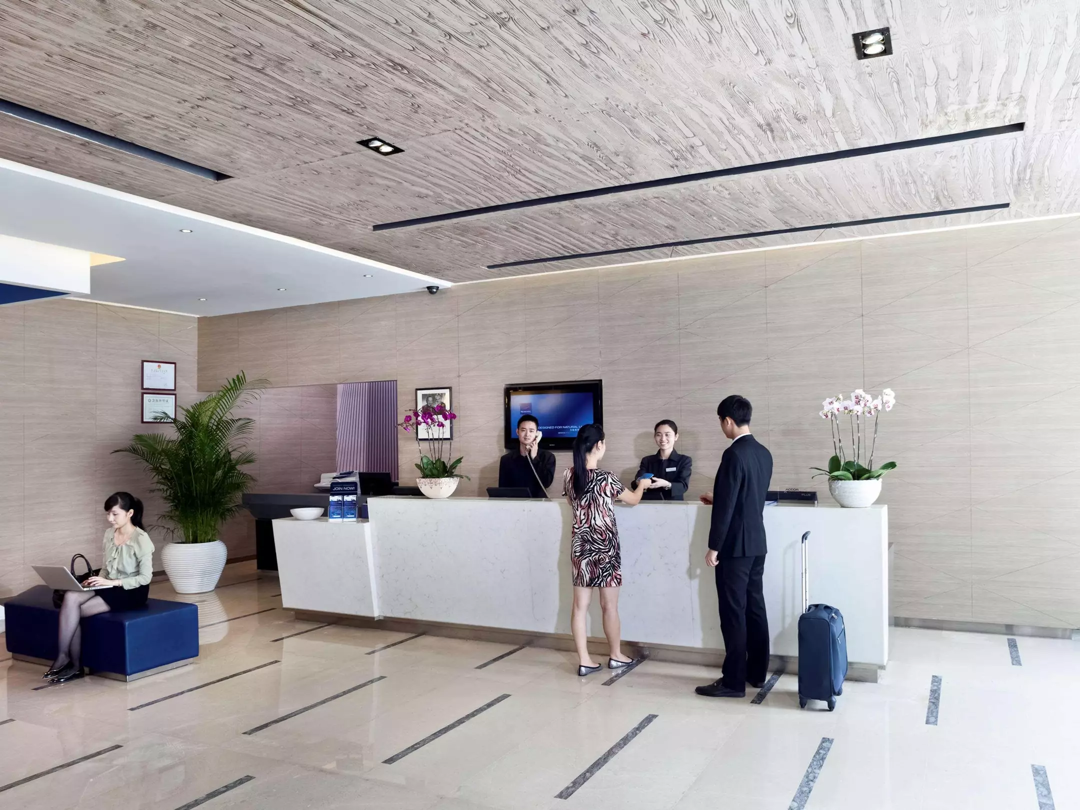 هتل Novotel Shenzhen Watergate Shenzhen
