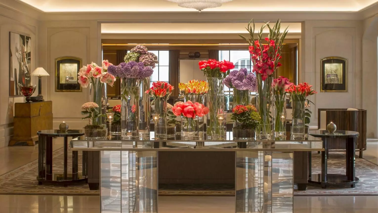 هتل Four Seasons Hotel Prague پراگ
