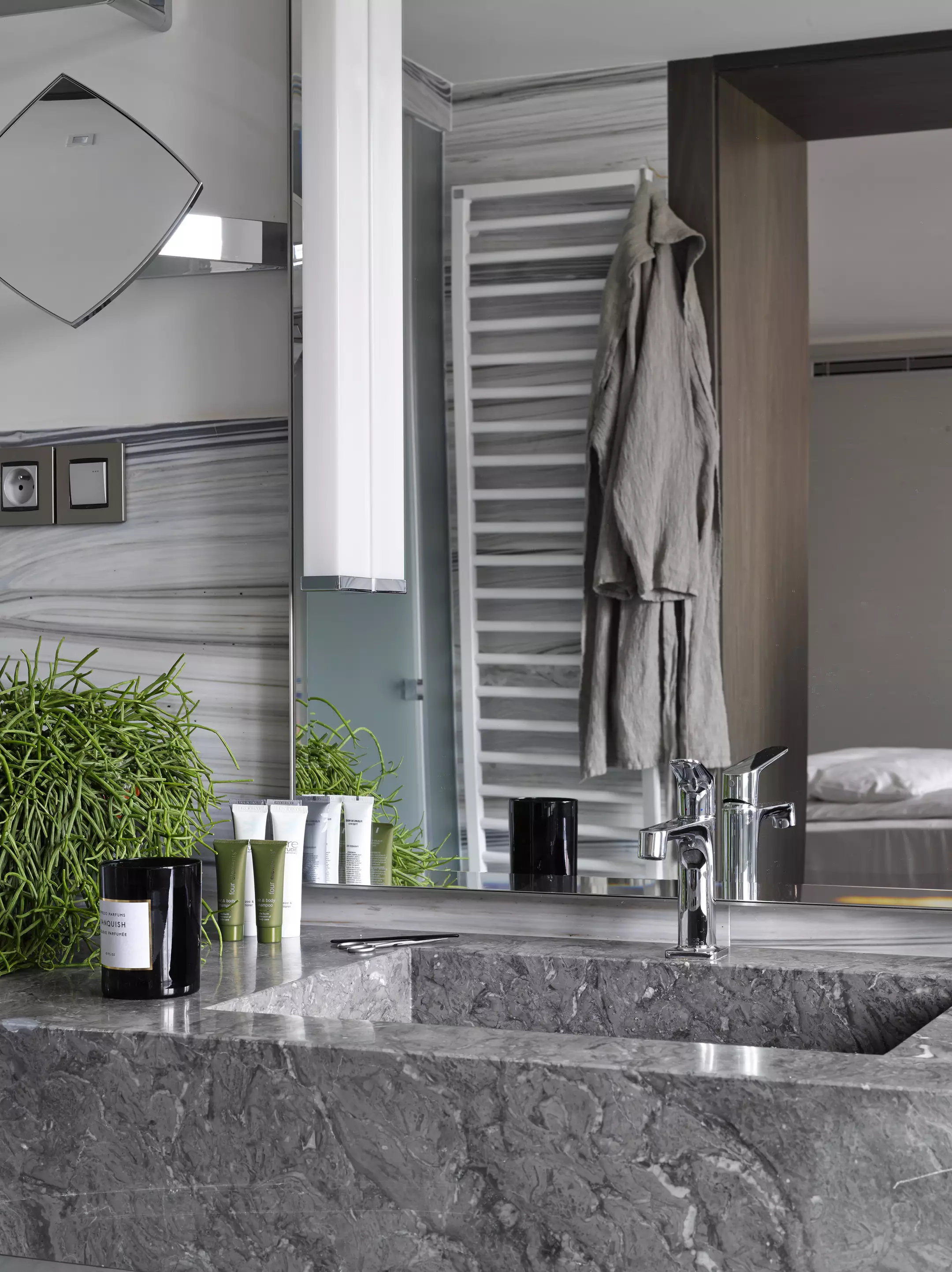 هتل The Emblem Hotel پراگ