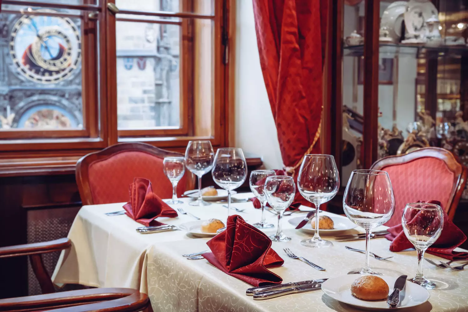 Alibaba https://cdn.alibaba.ir/ostorage/hotel-accommodation-images/6a1439b361ec039ef764b710_Prague-Grand-Hotel-Praha-1.webp