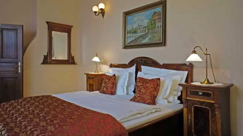 هتل Grand Hotel Praha پراگ