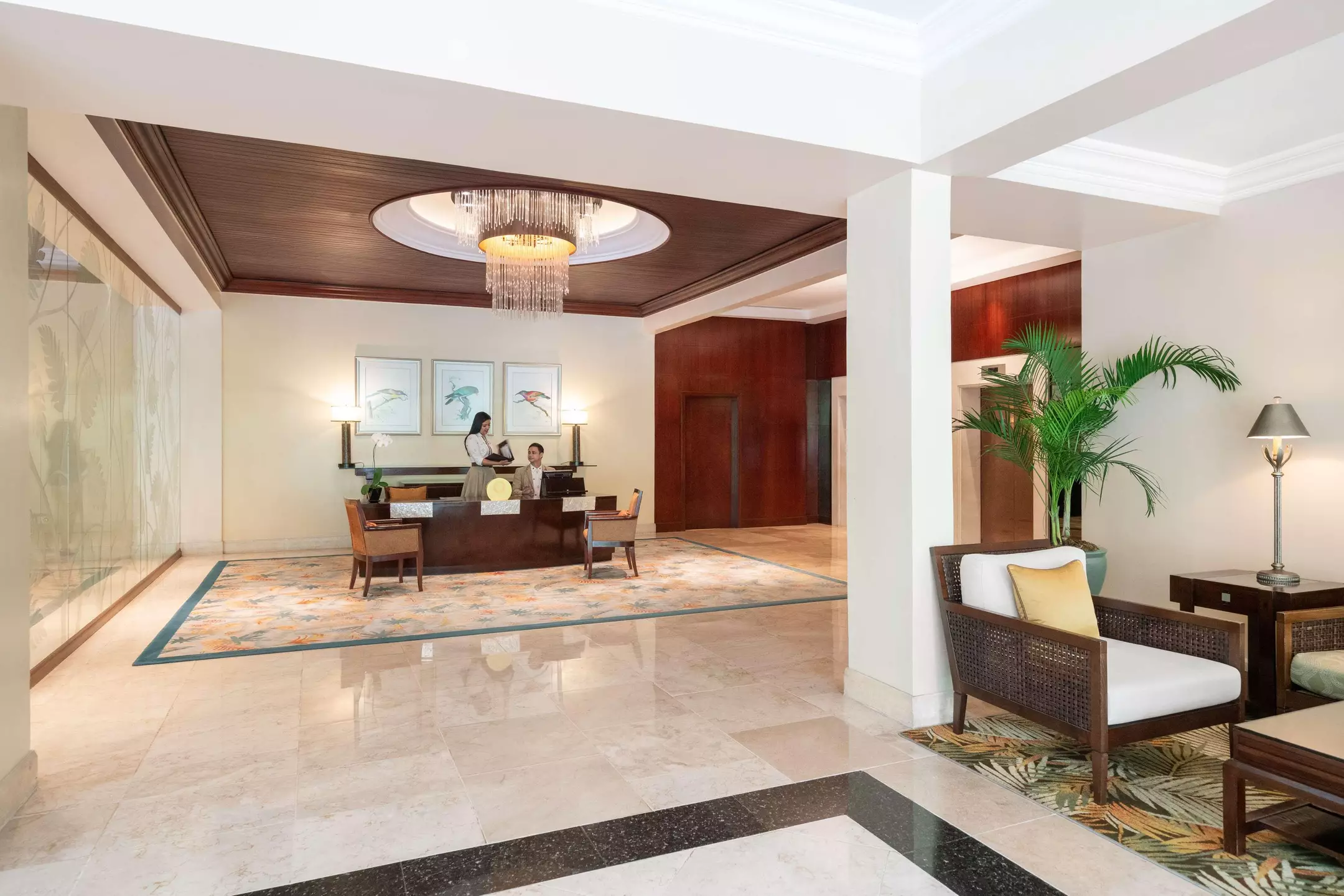 هتل Edsa Shangri-La Manila مانیلا