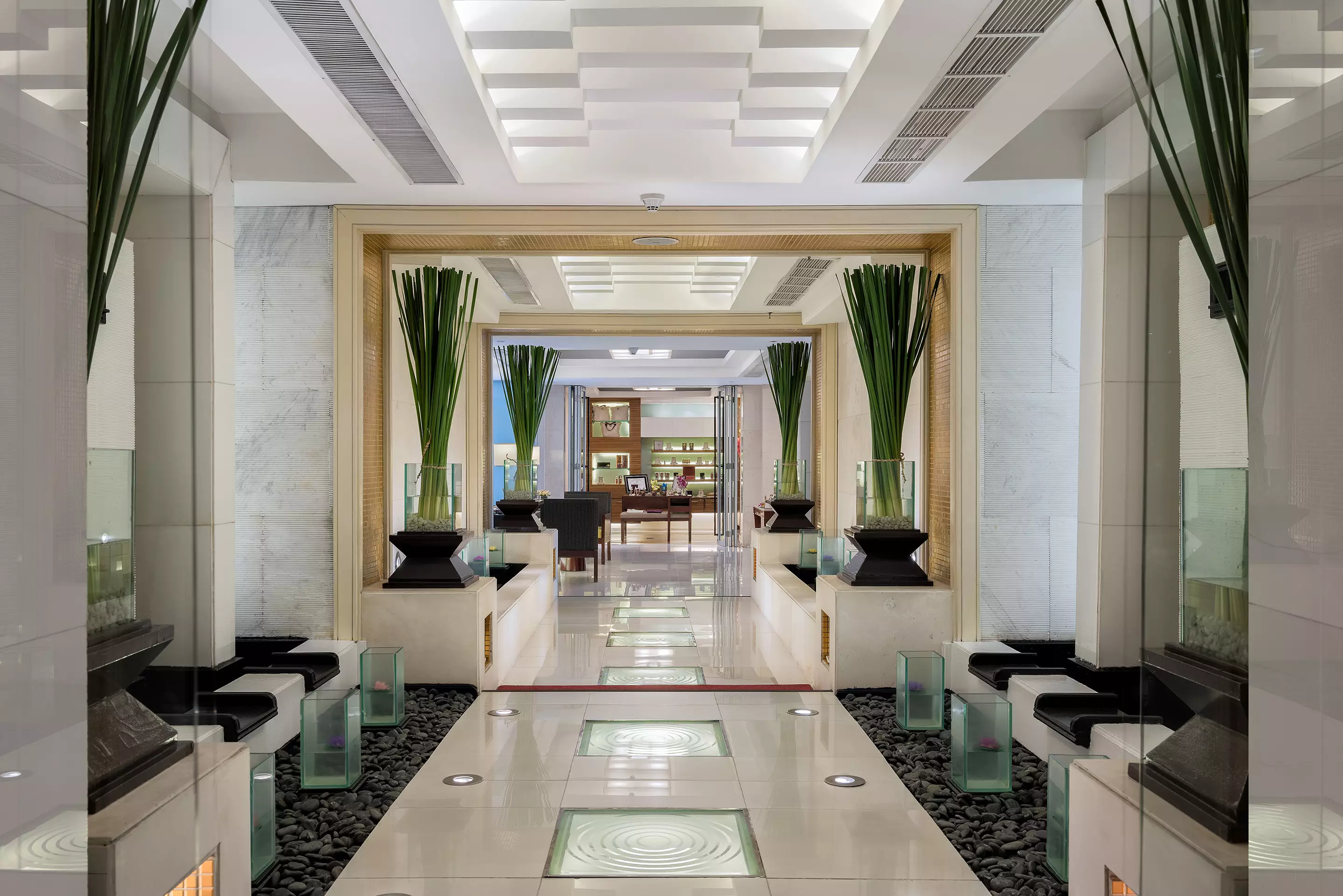 هتل Dusit Thani Manila مانیلا